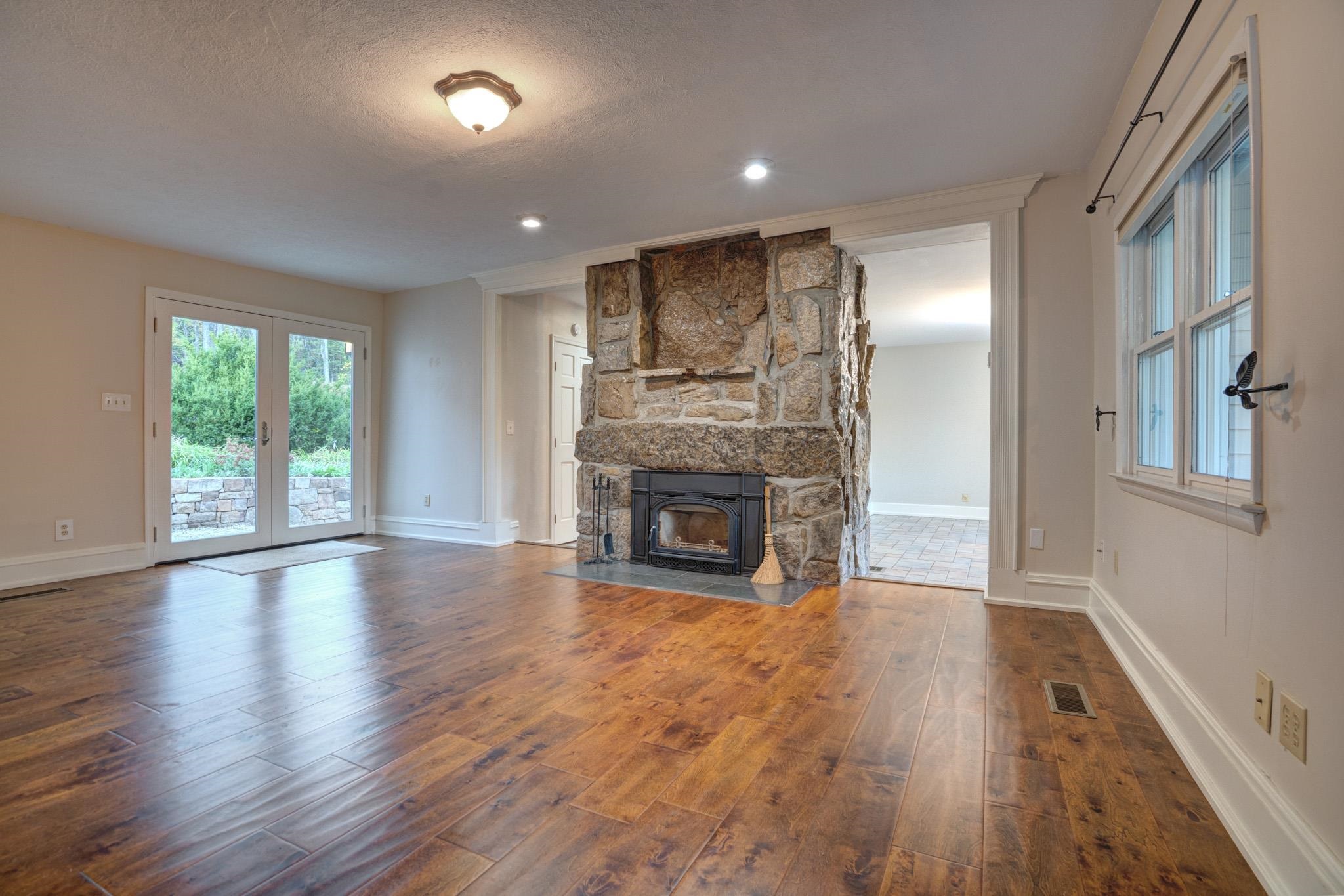 4928 Mount Tabor Road