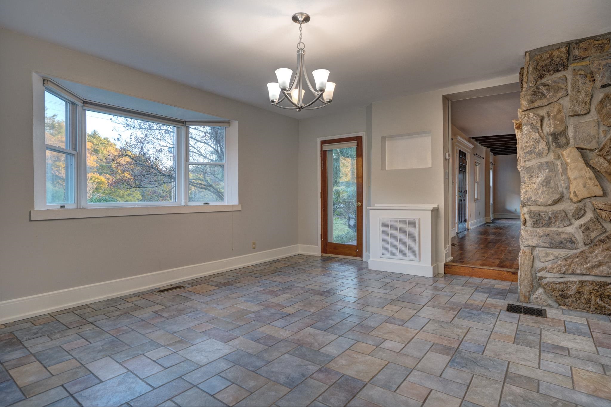 4928 Mount Tabor Road