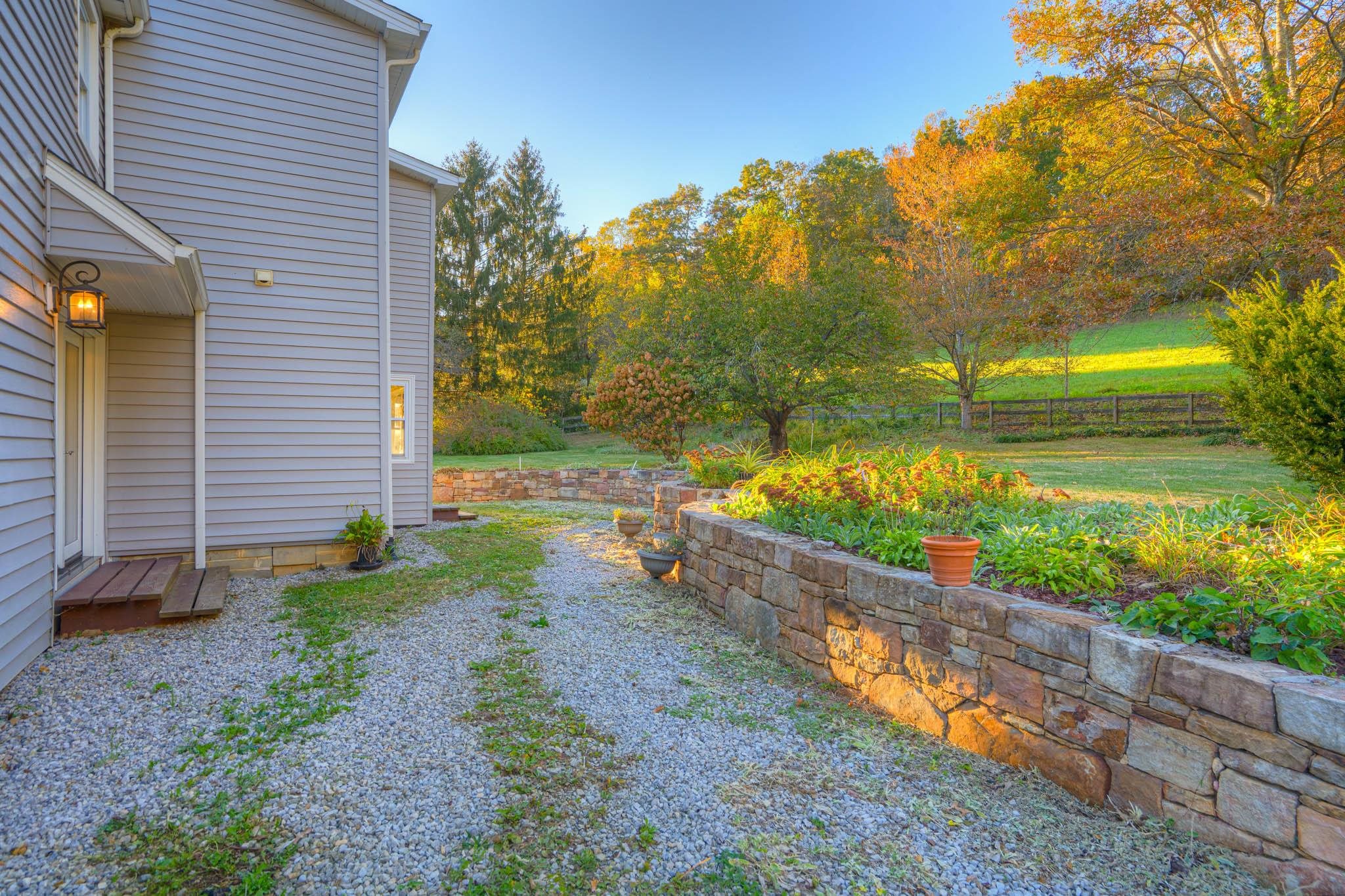 4928 Mount Tabor Road