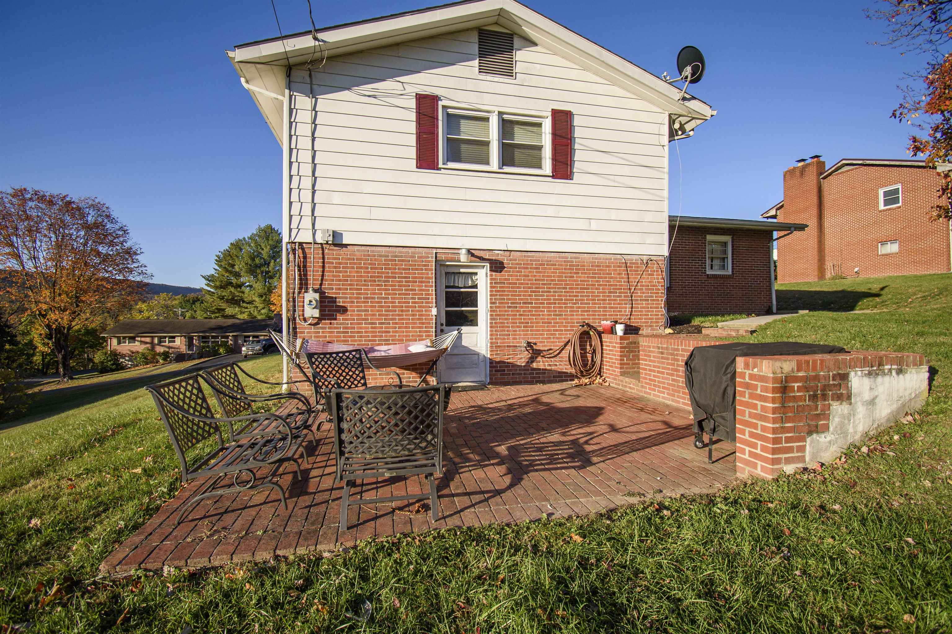 1713 Monte Vista Drive