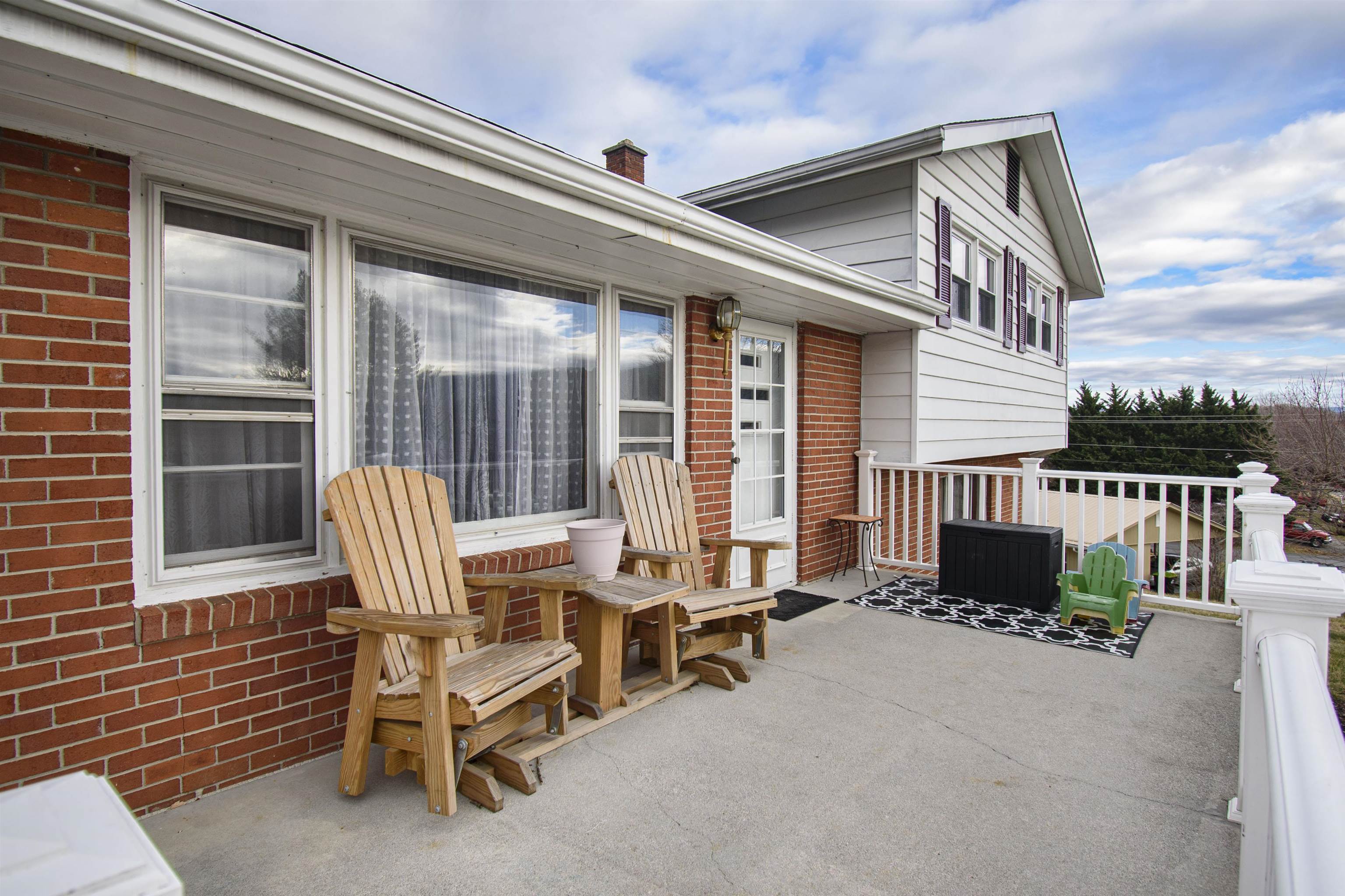 1713 Monte Vista Drive