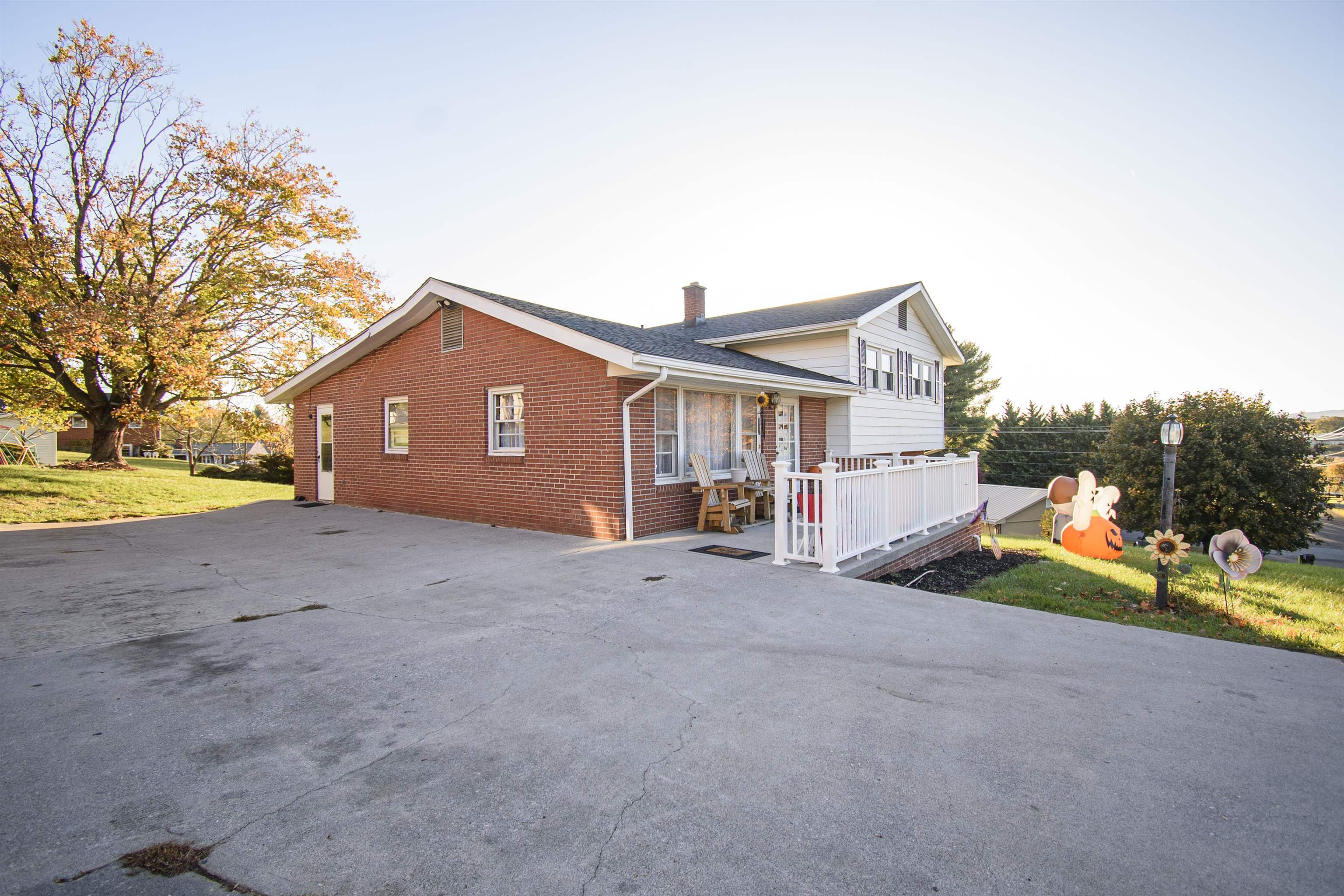 1713 Monte Vista Drive