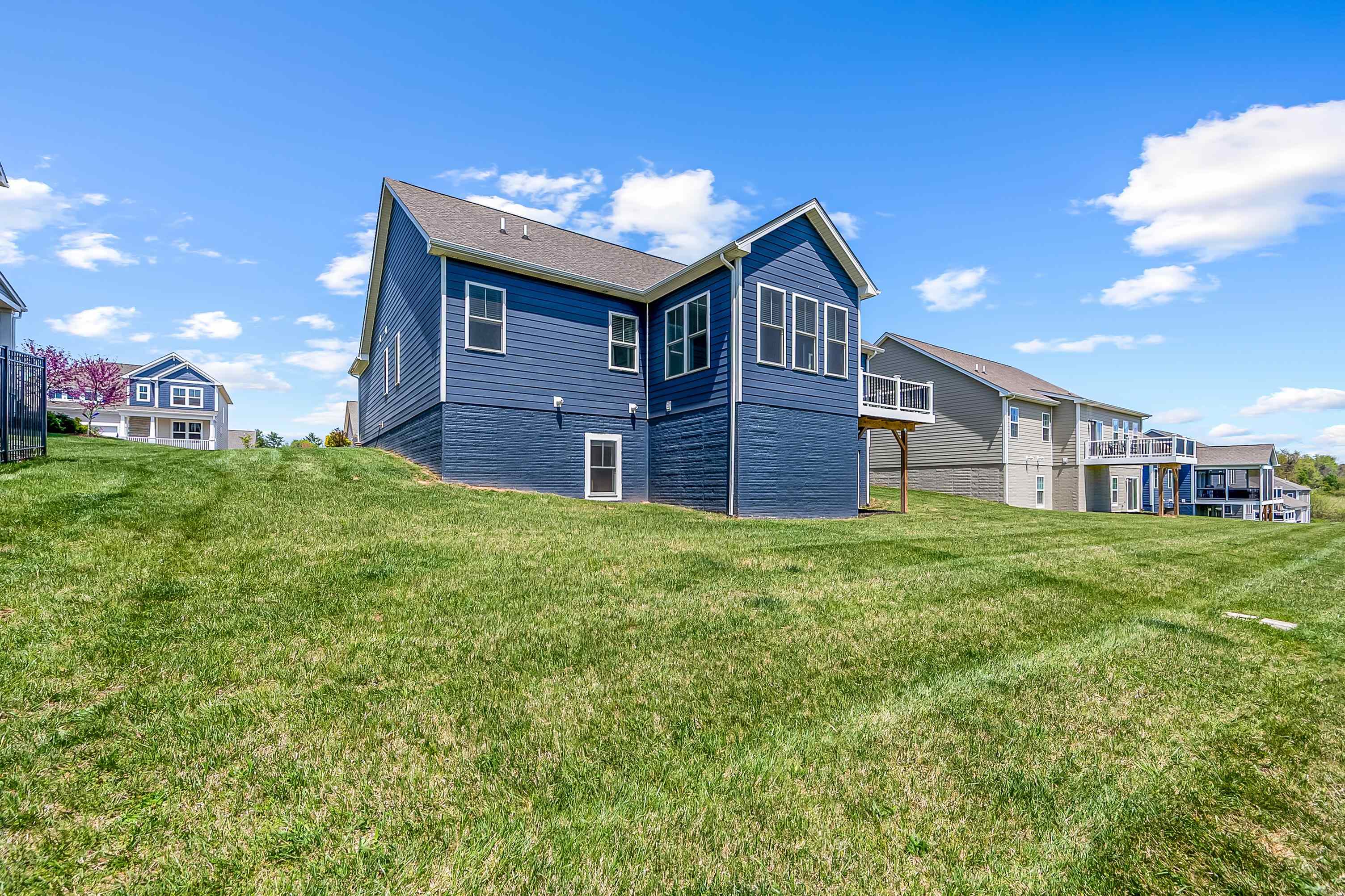 740 JEFFERSON Circle