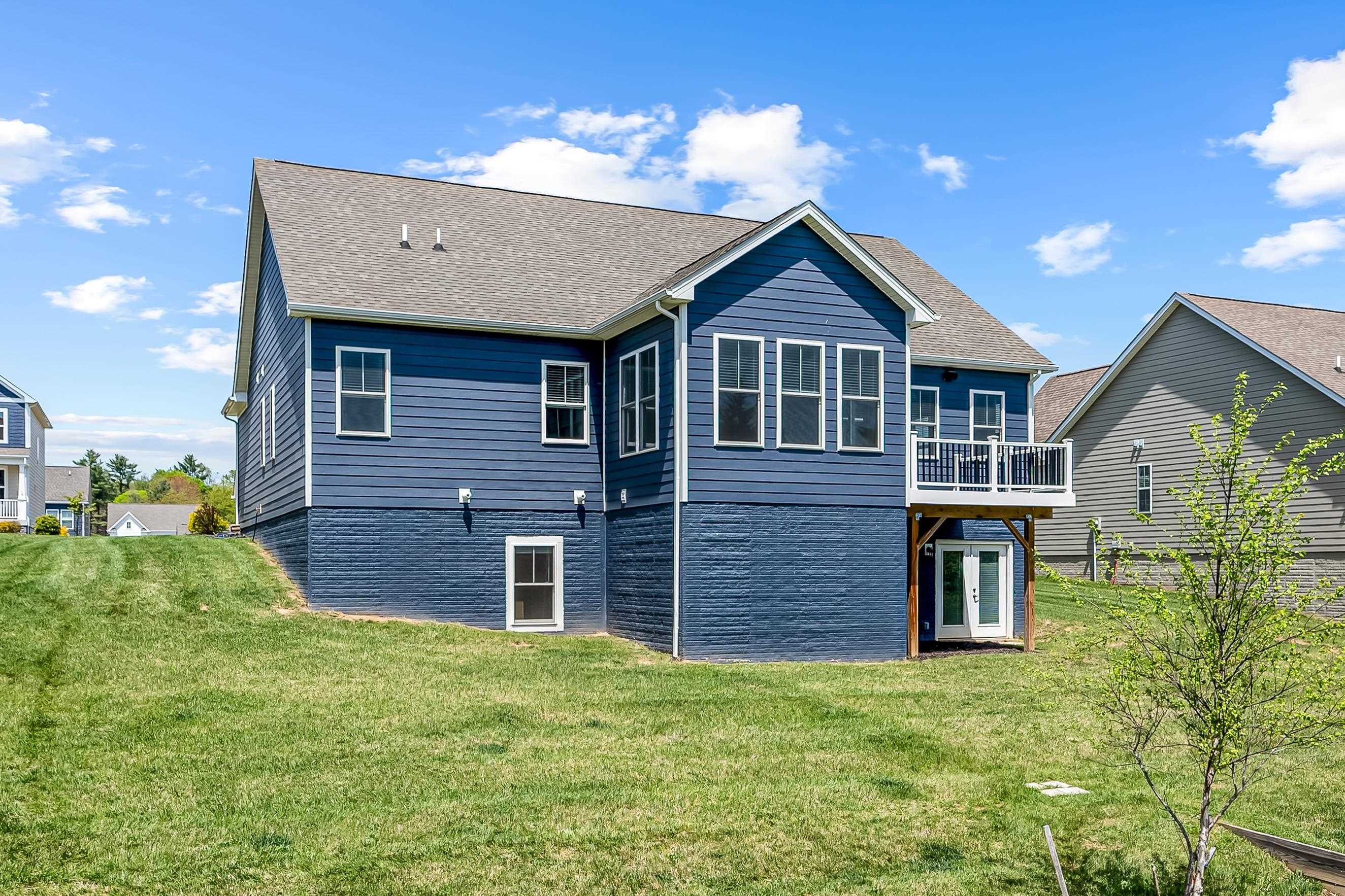 740 JEFFERSON Circle