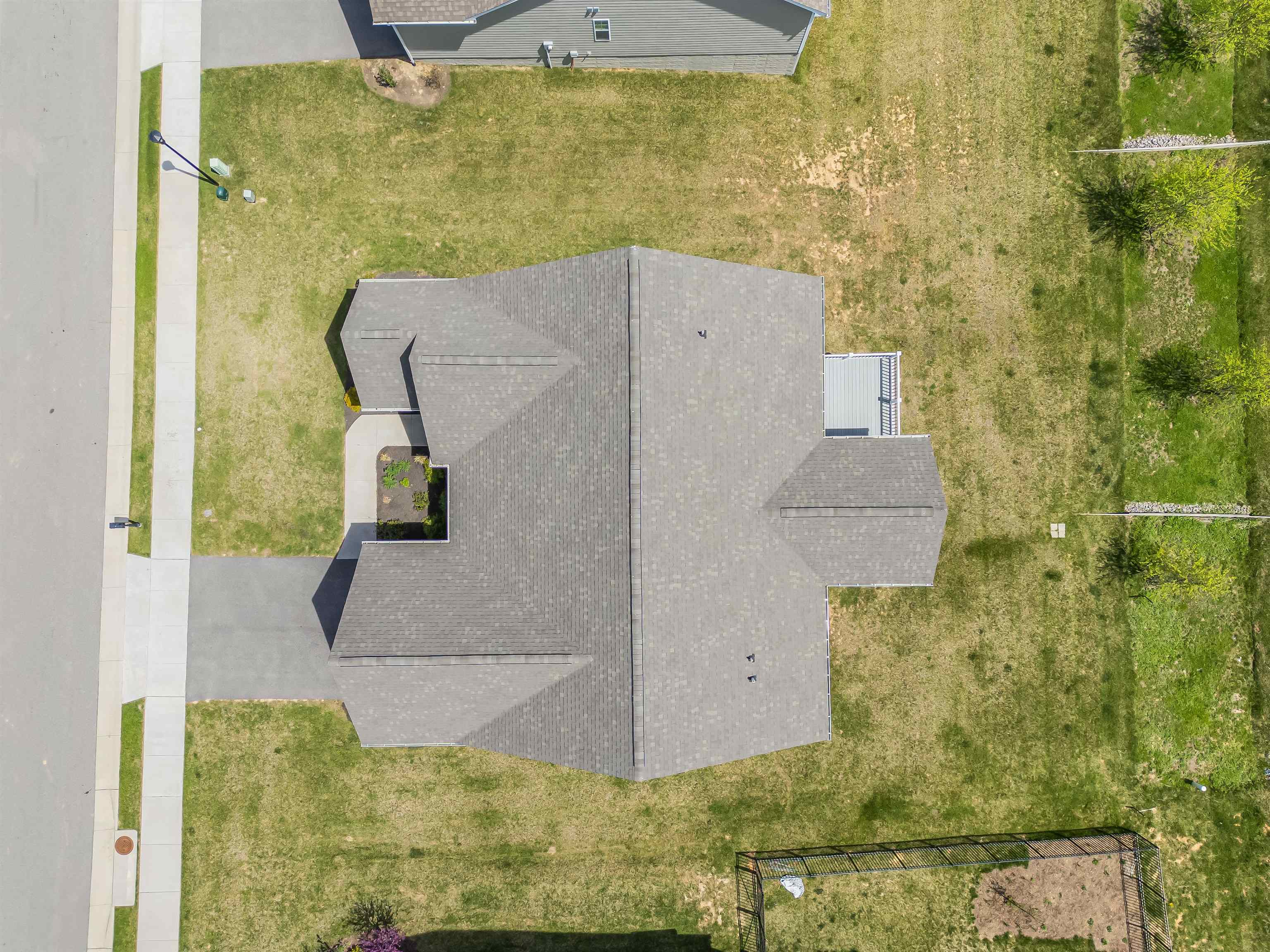 740 JEFFERSON Circle