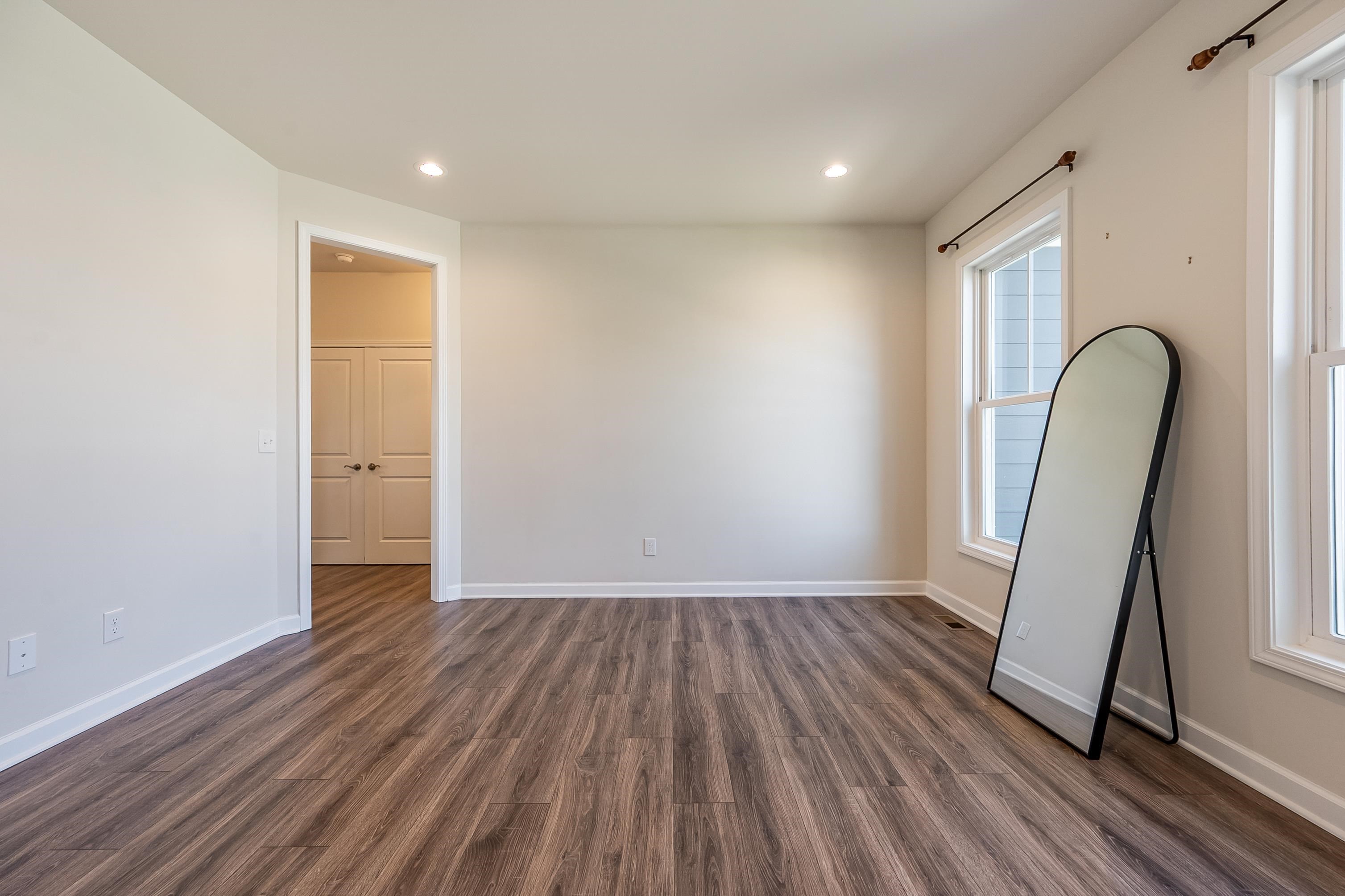 740 JEFFERSON Circle