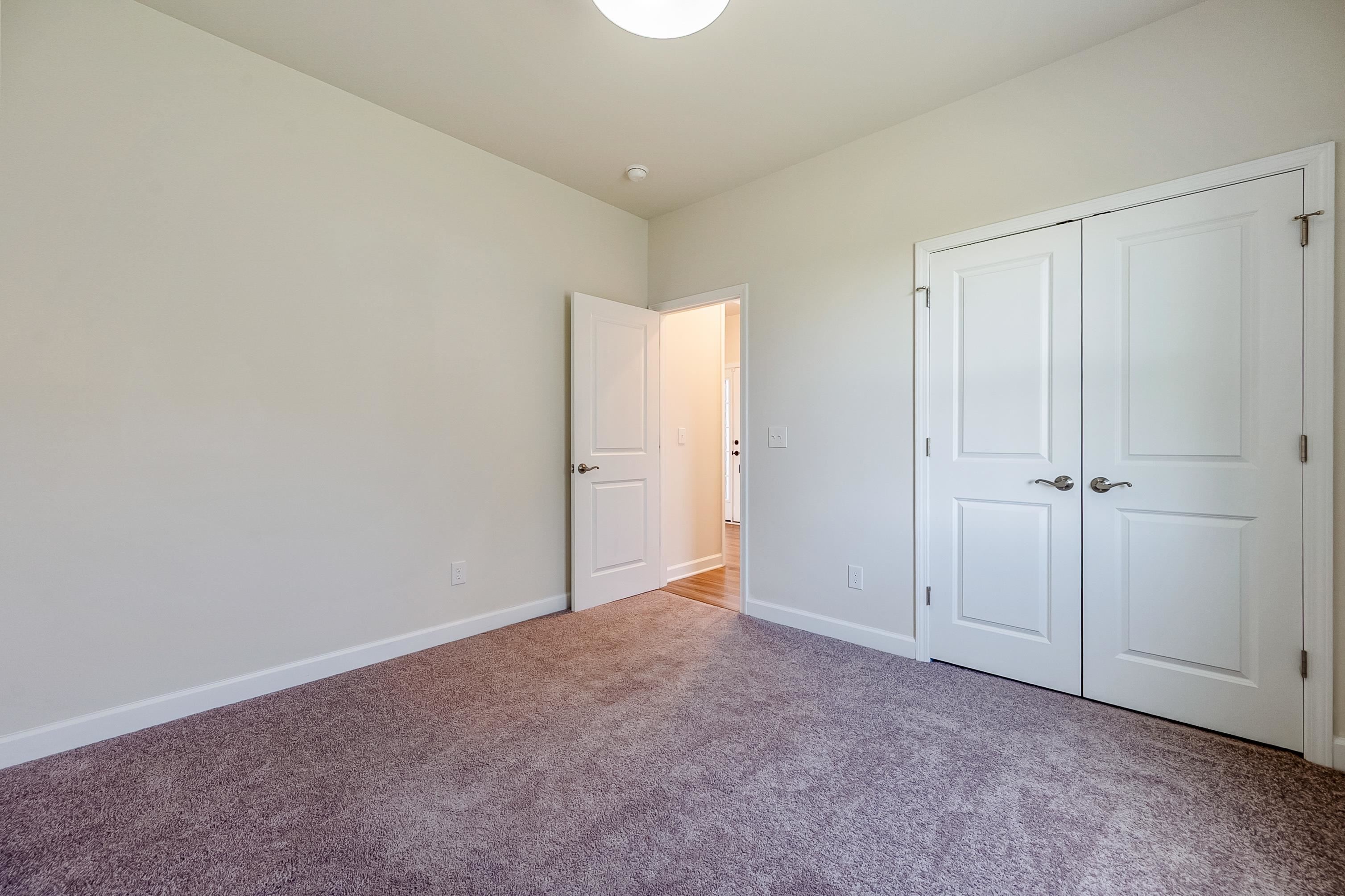 740 JEFFERSON Circle