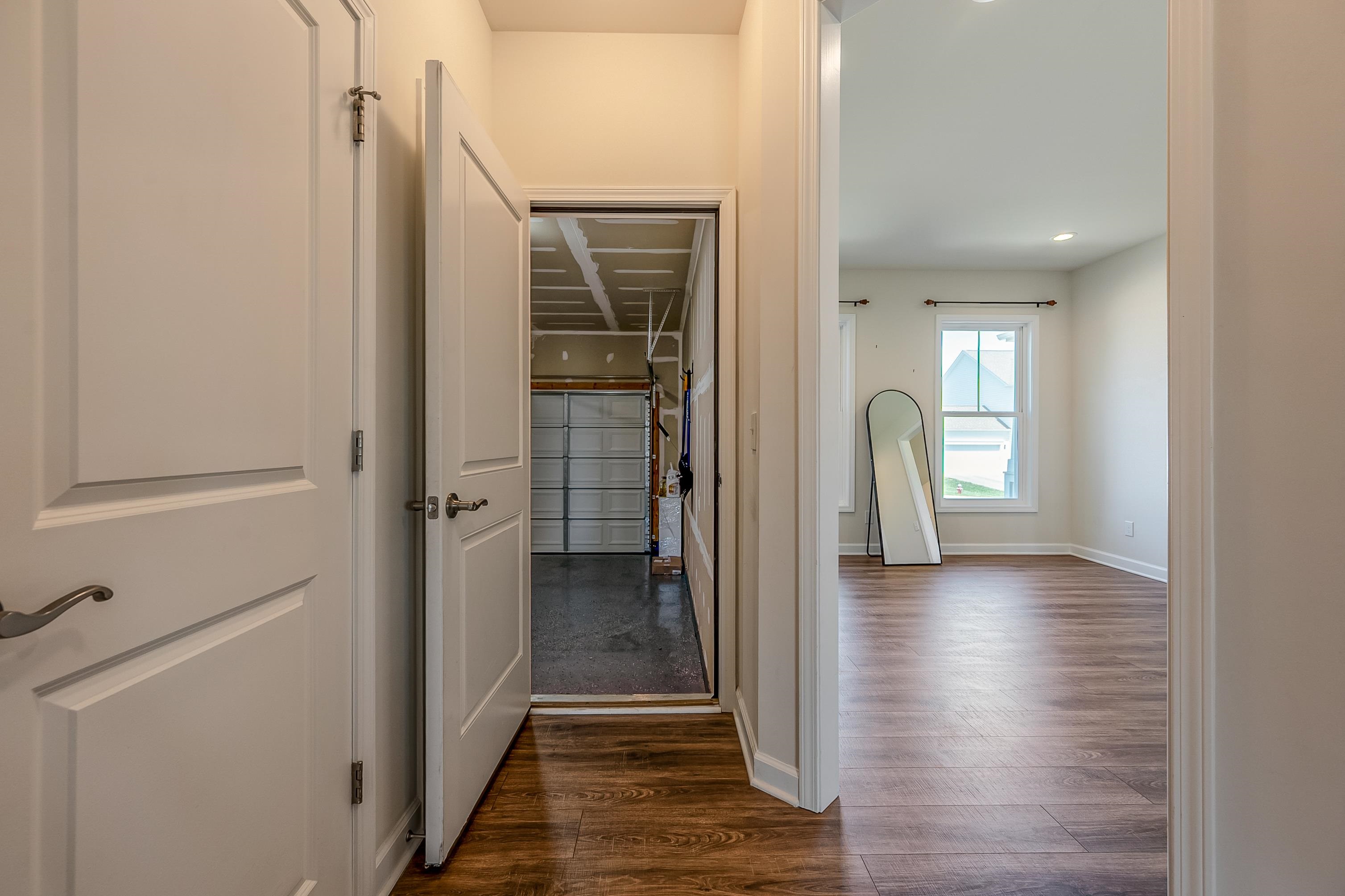 740 JEFFERSON Circle