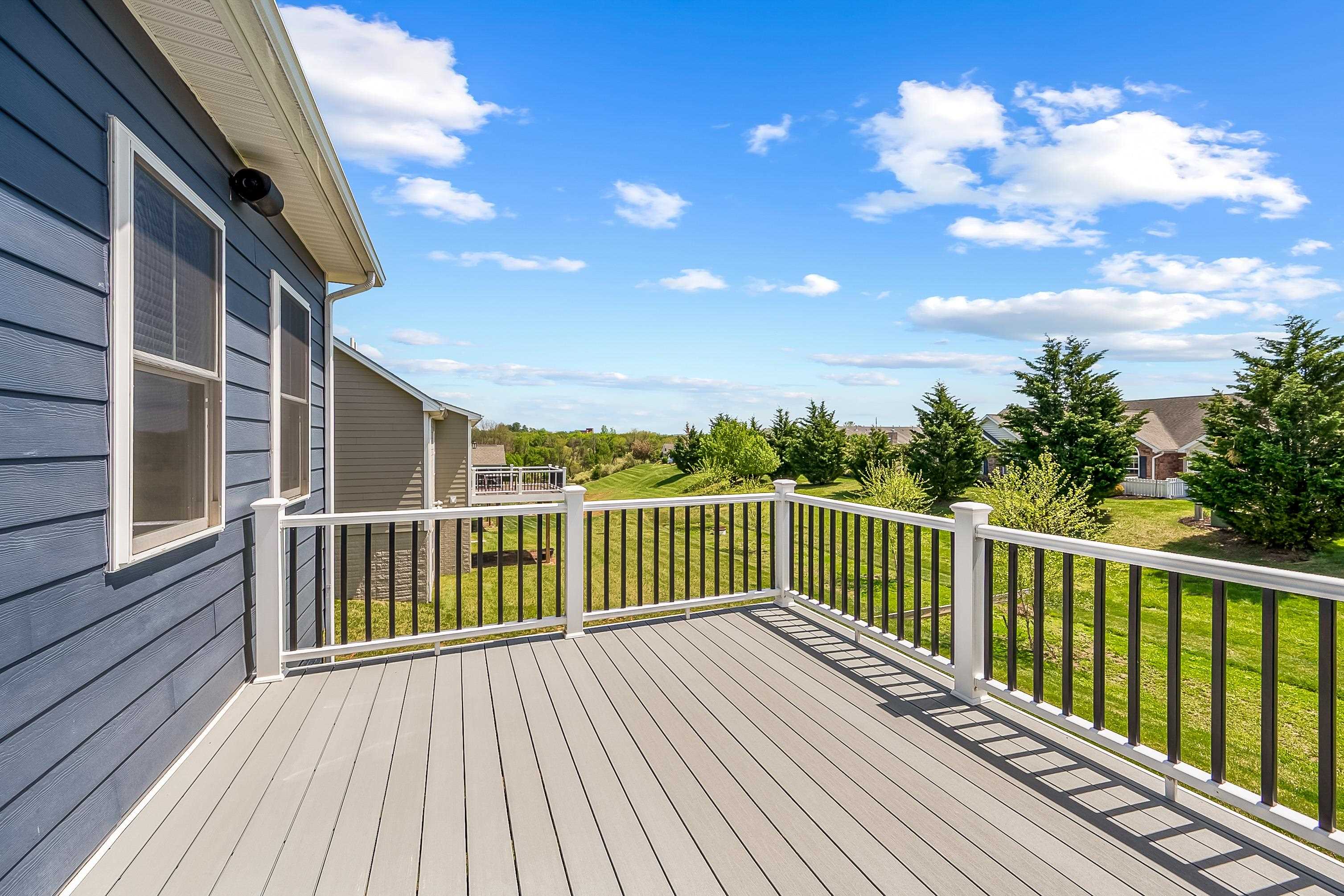 740 JEFFERSON Circle