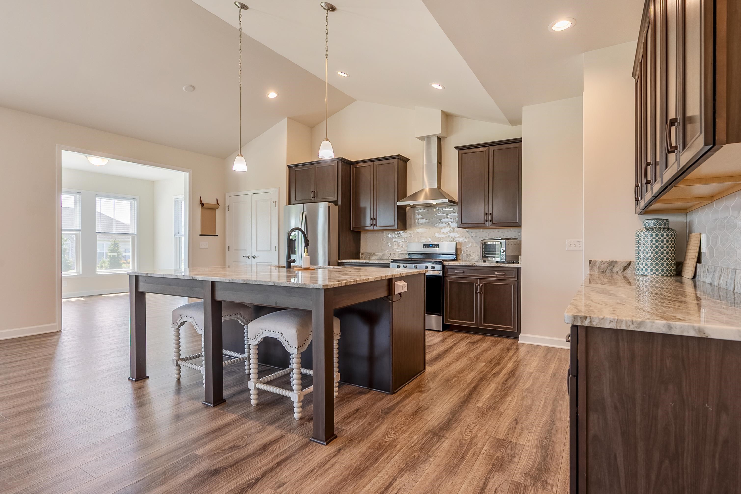 740 JEFFERSON Circle