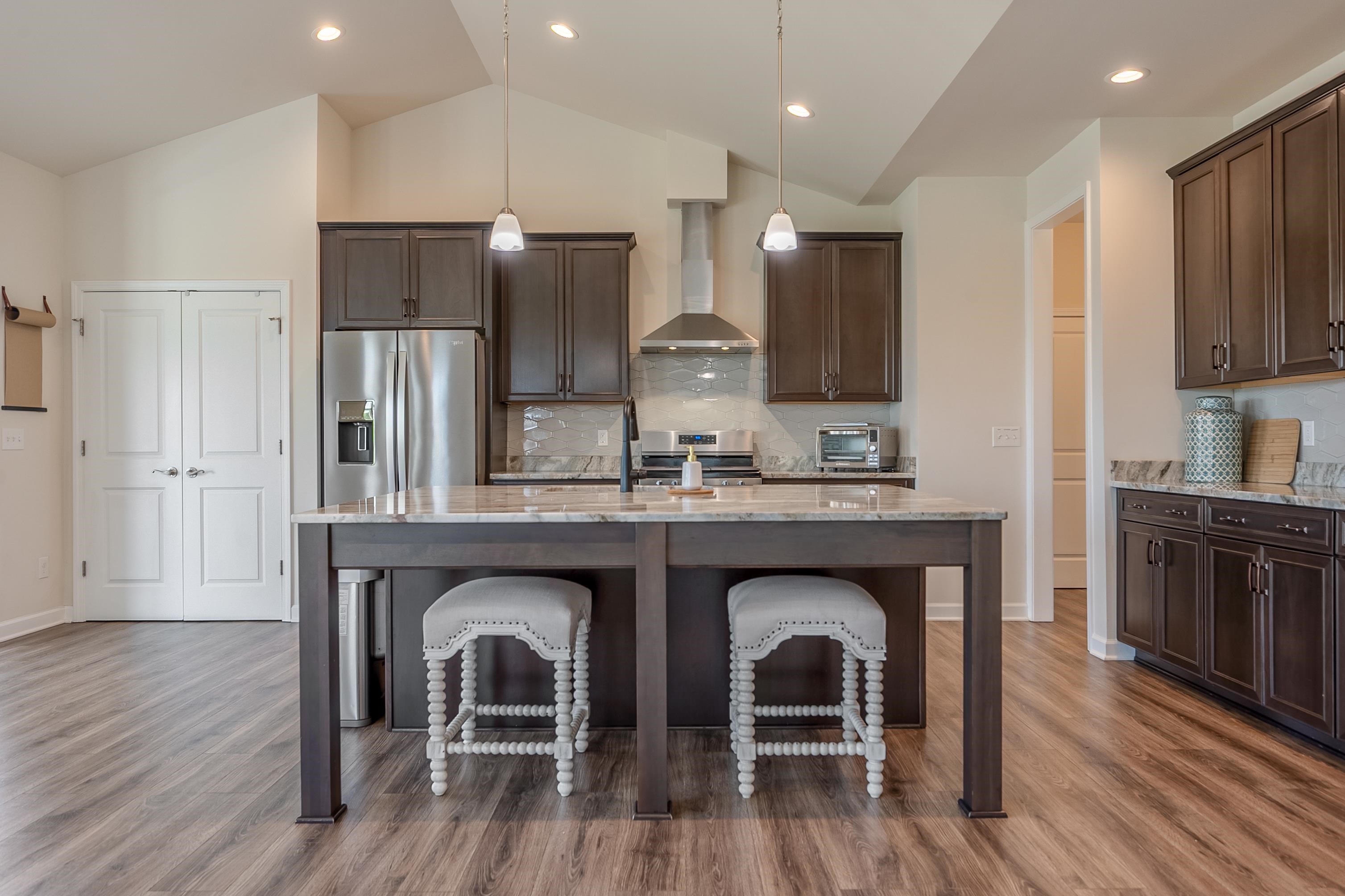 740 JEFFERSON Circle