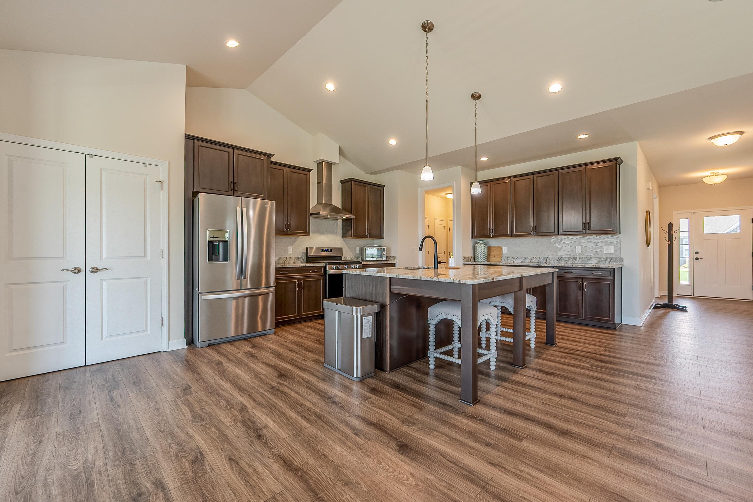 740 JEFFERSON Circle