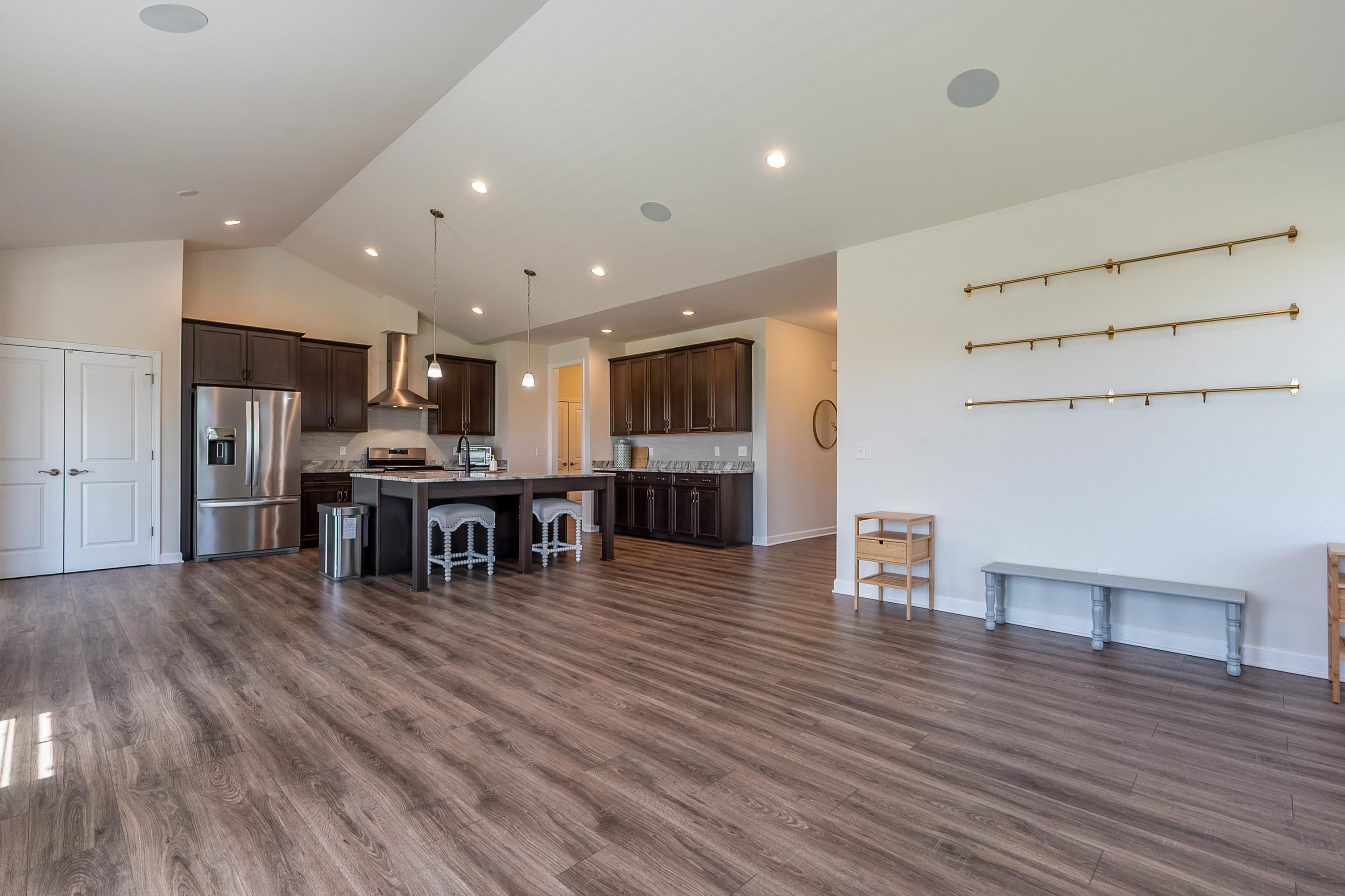 740 JEFFERSON Circle