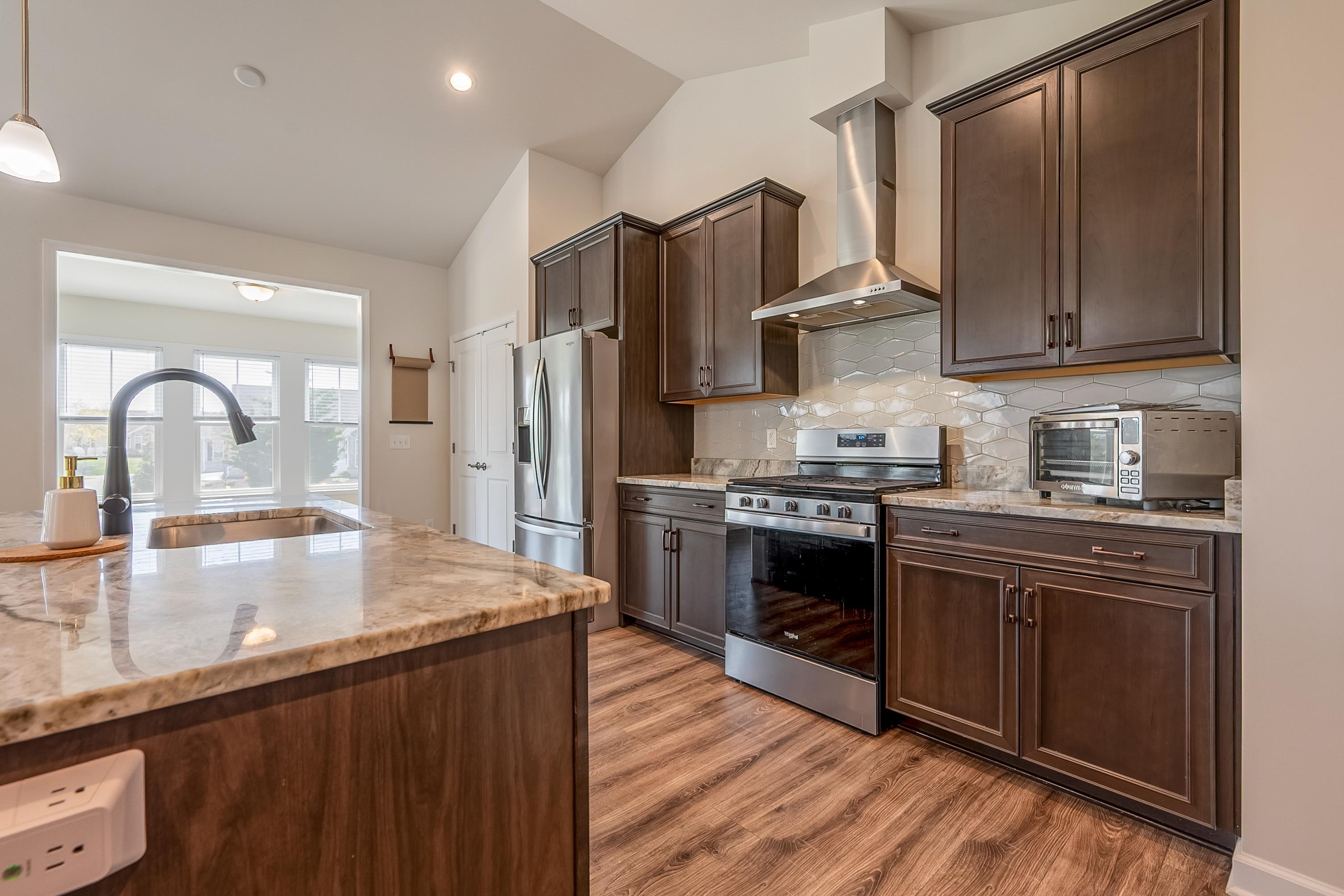 740 JEFFERSON Circle