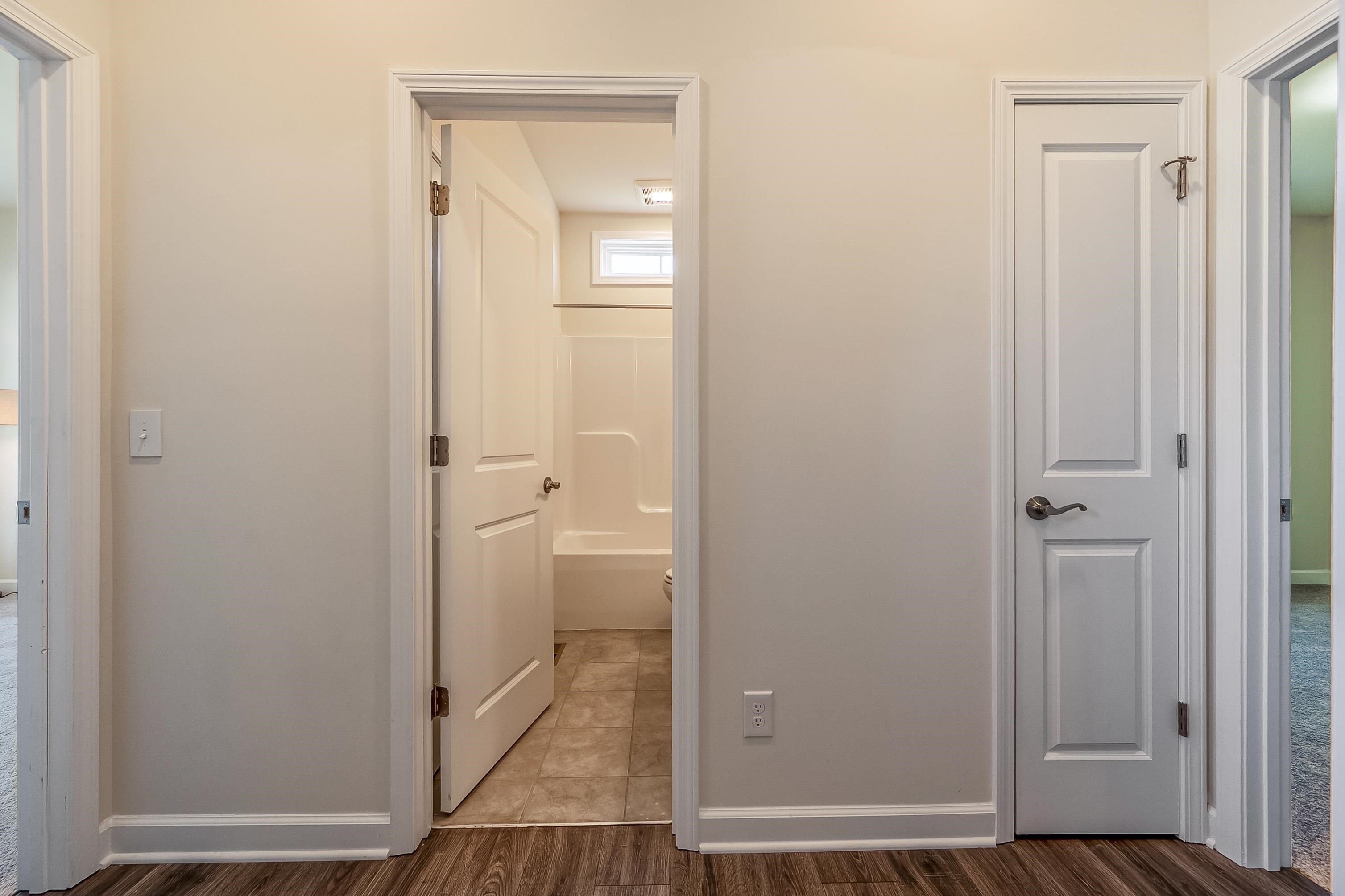 740 JEFFERSON Circle