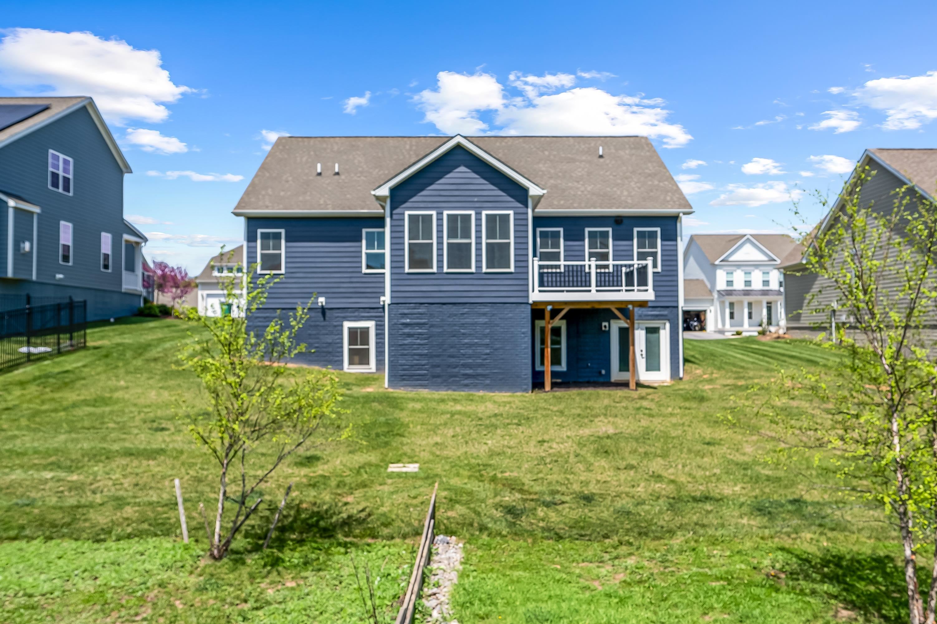 740 JEFFERSON Circle