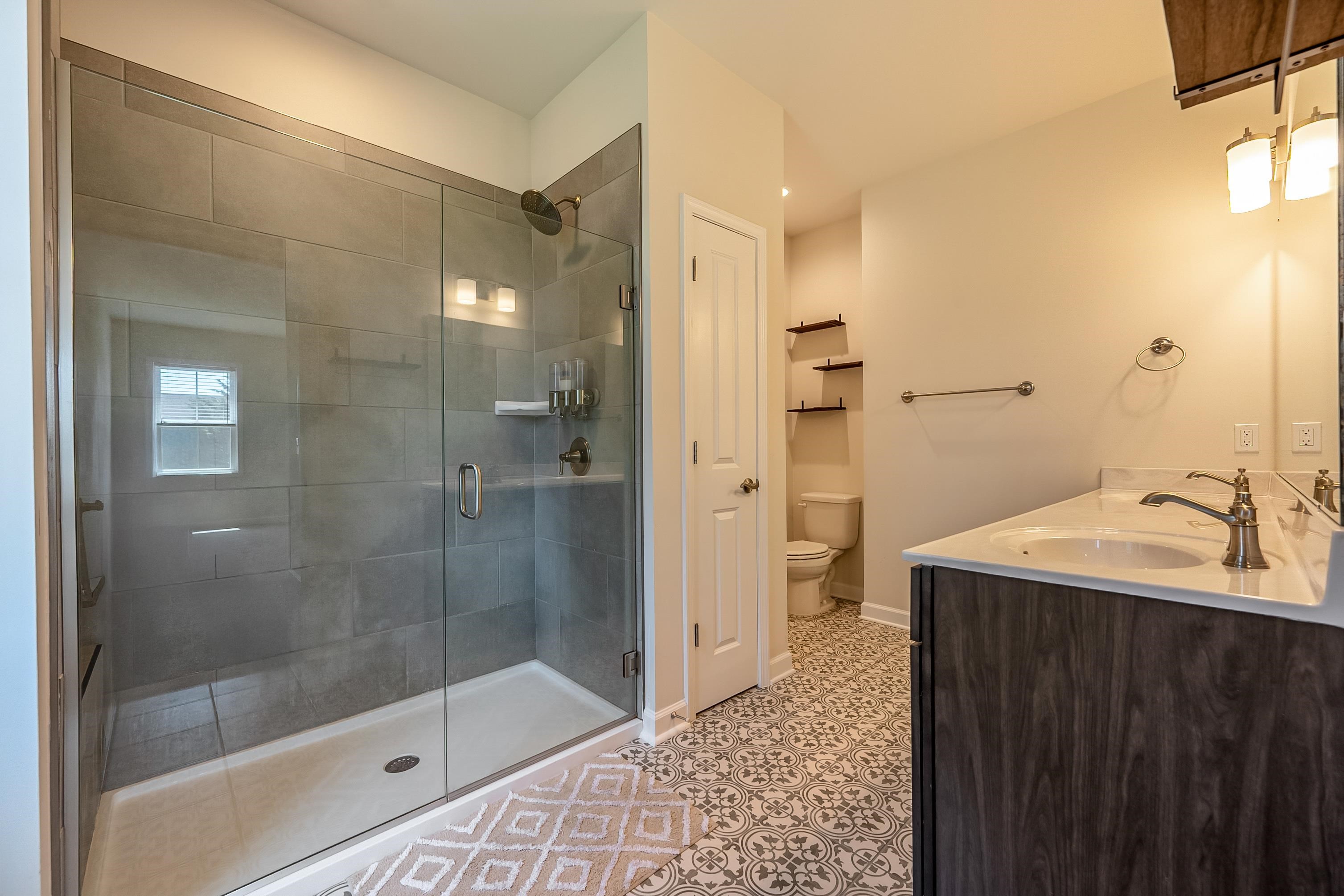 740 JEFFERSON Circle