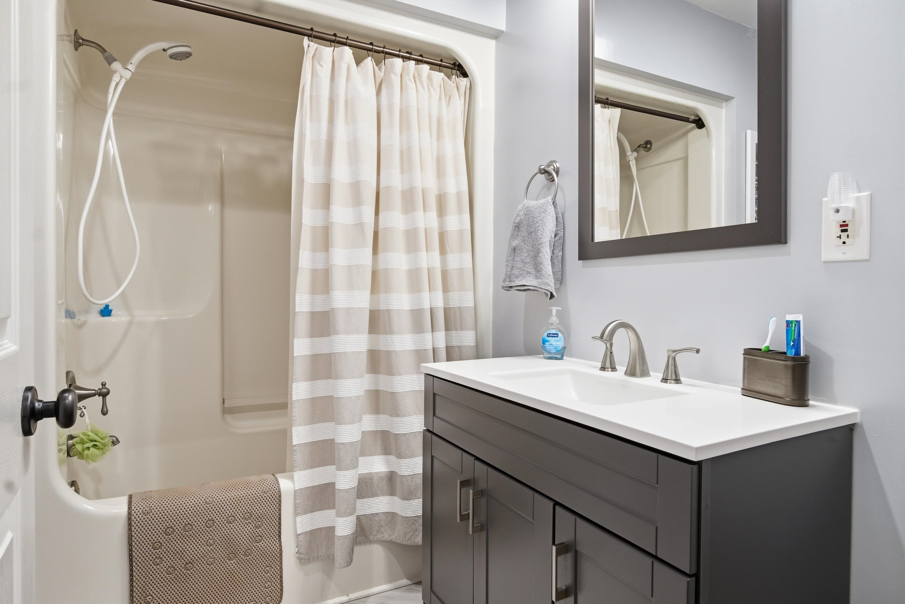 7776 NECK CREEK Road