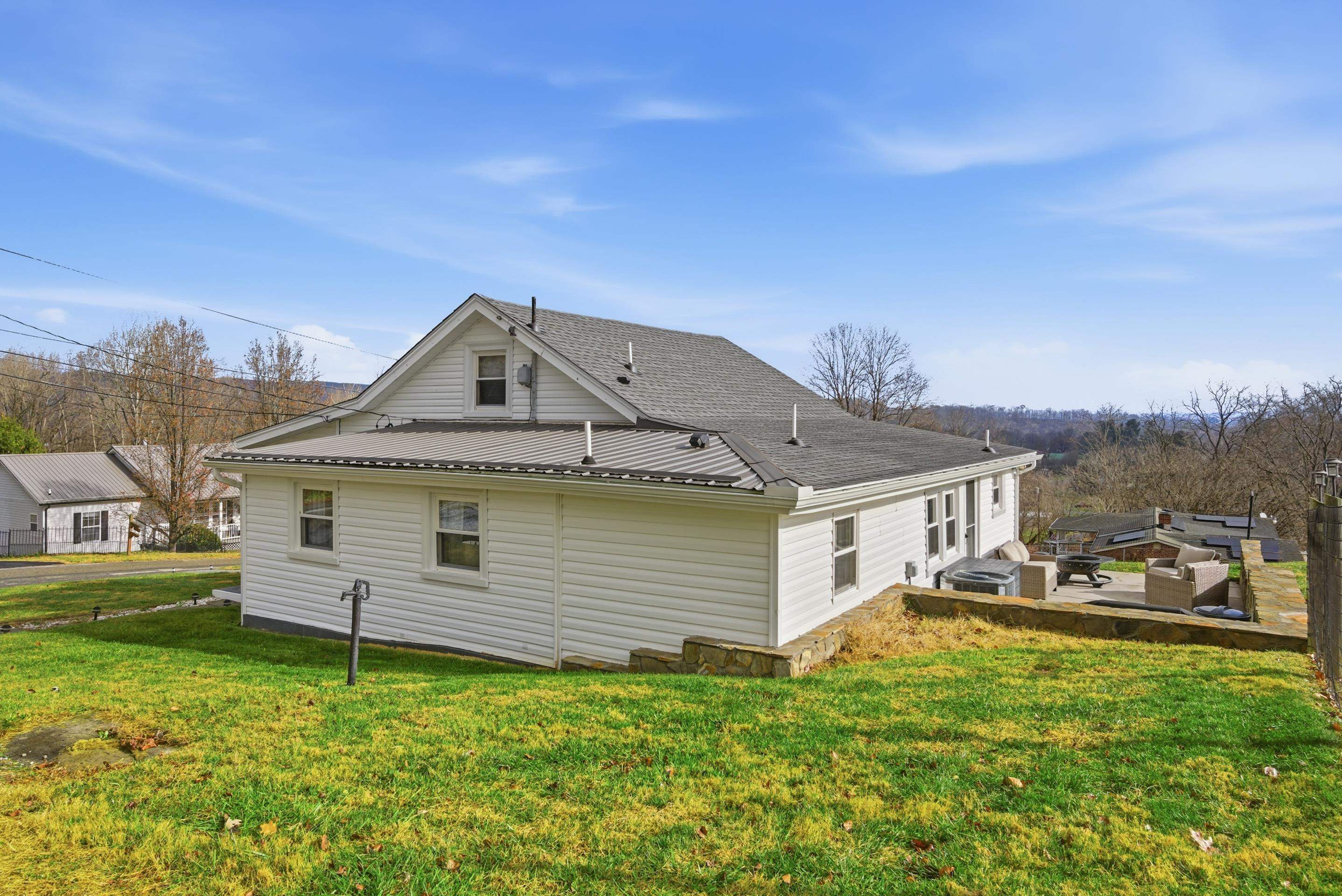 7776 NECK CREEK Road