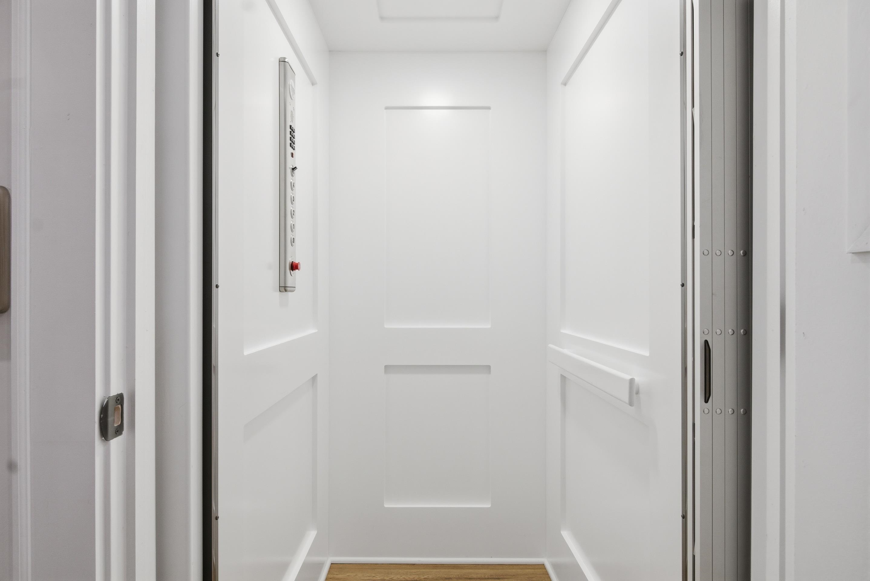 343 Eheart Street SE