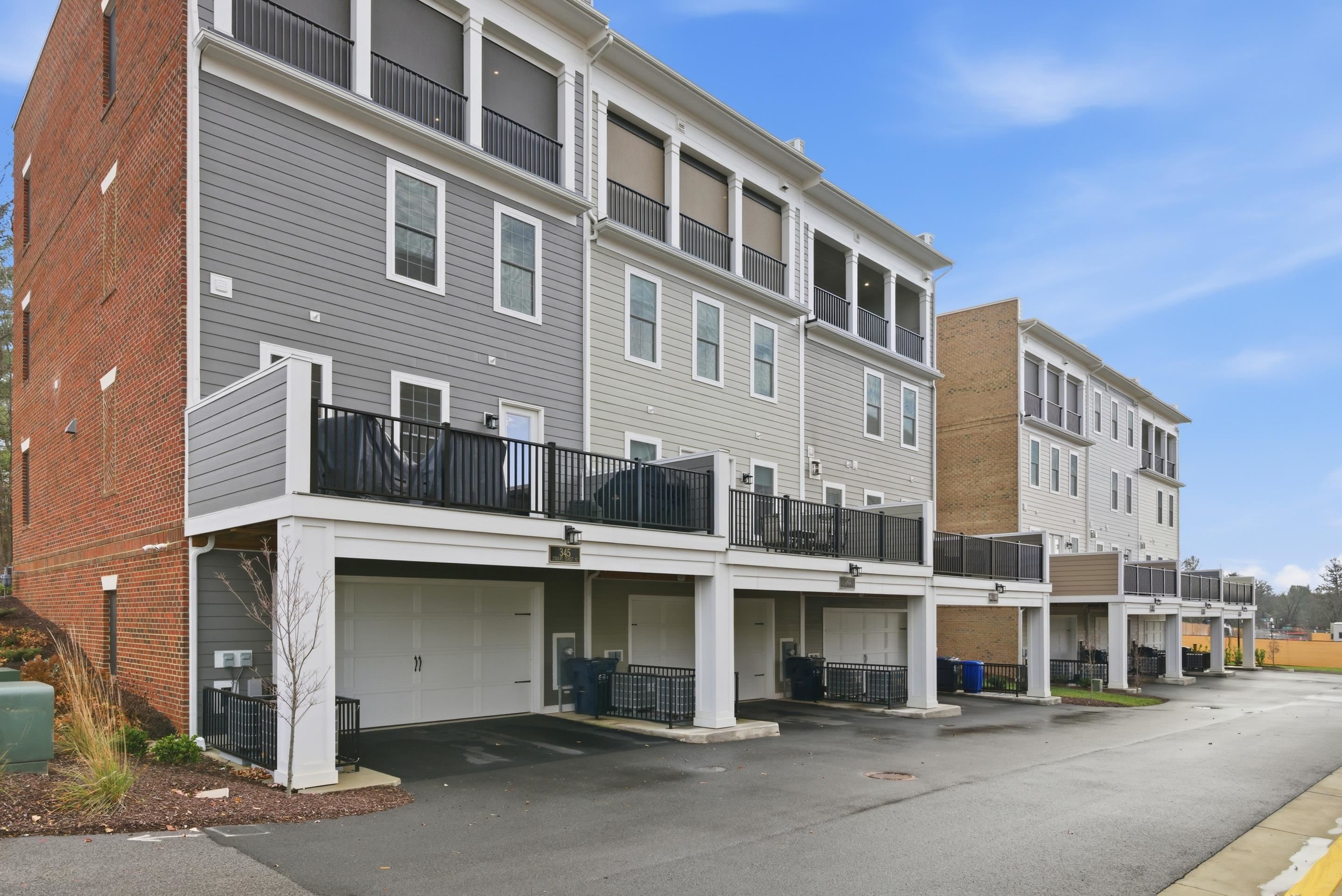 343 Eheart Street SE