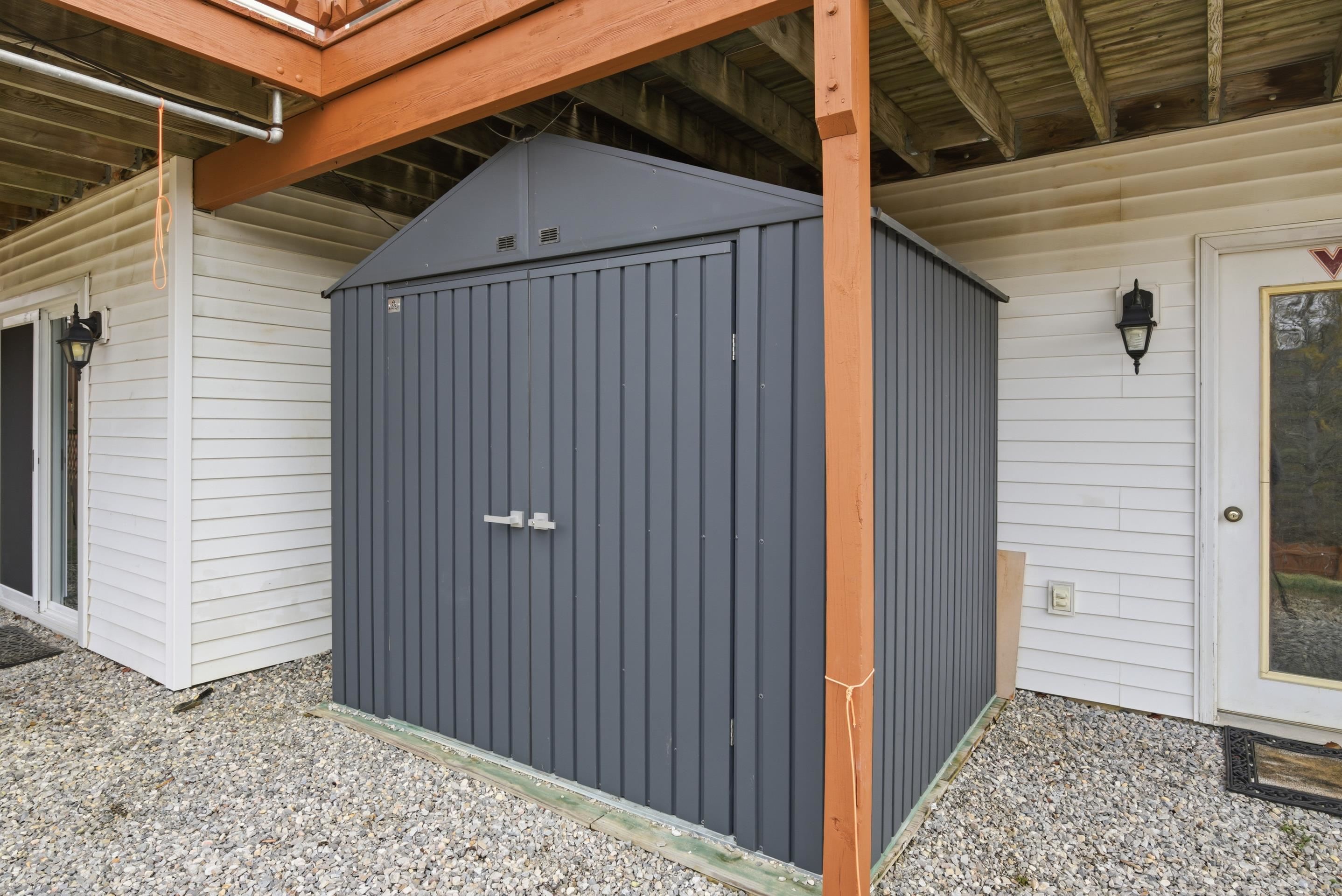 1065 Juniper Drive NW