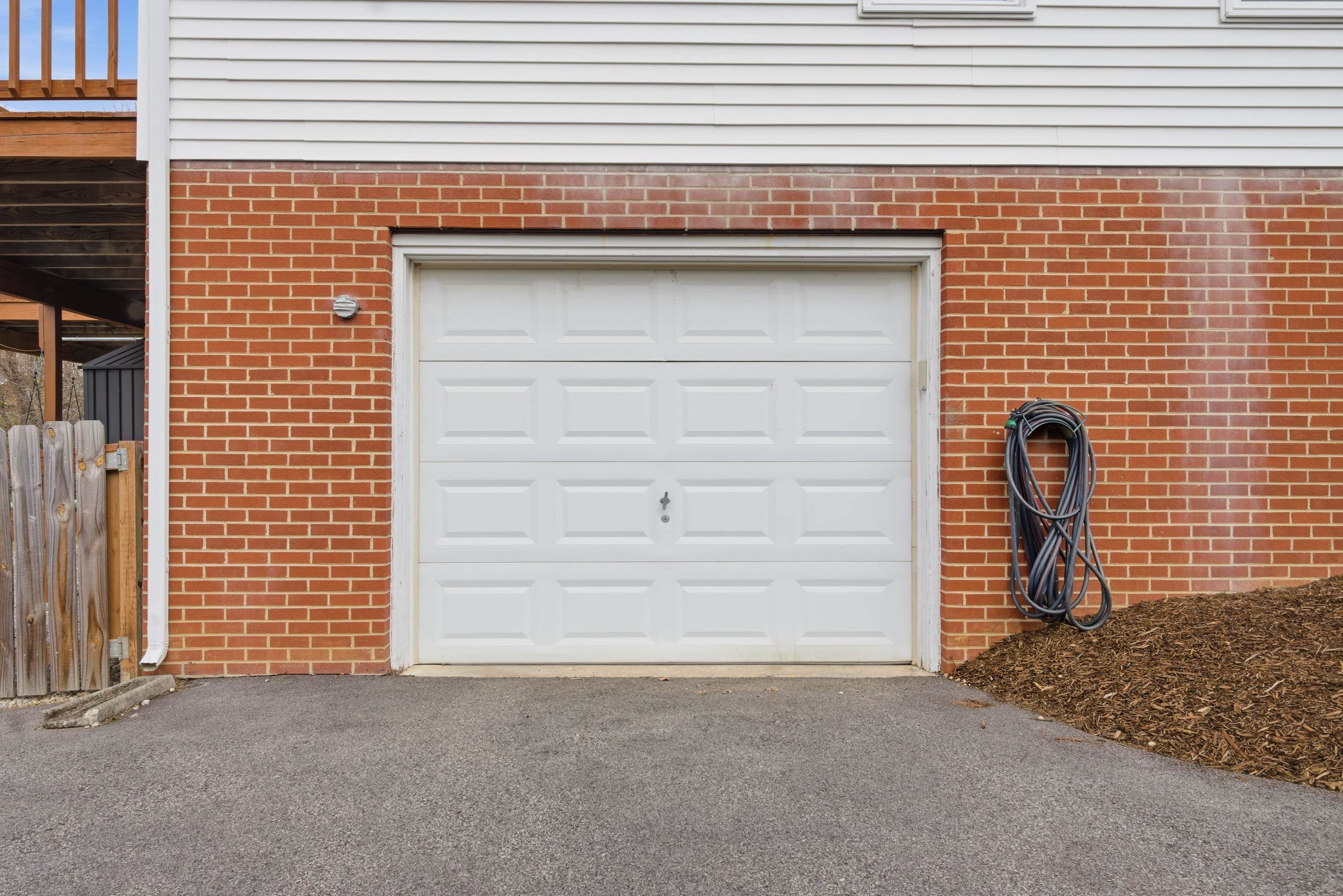 1065 Juniper Drive NW