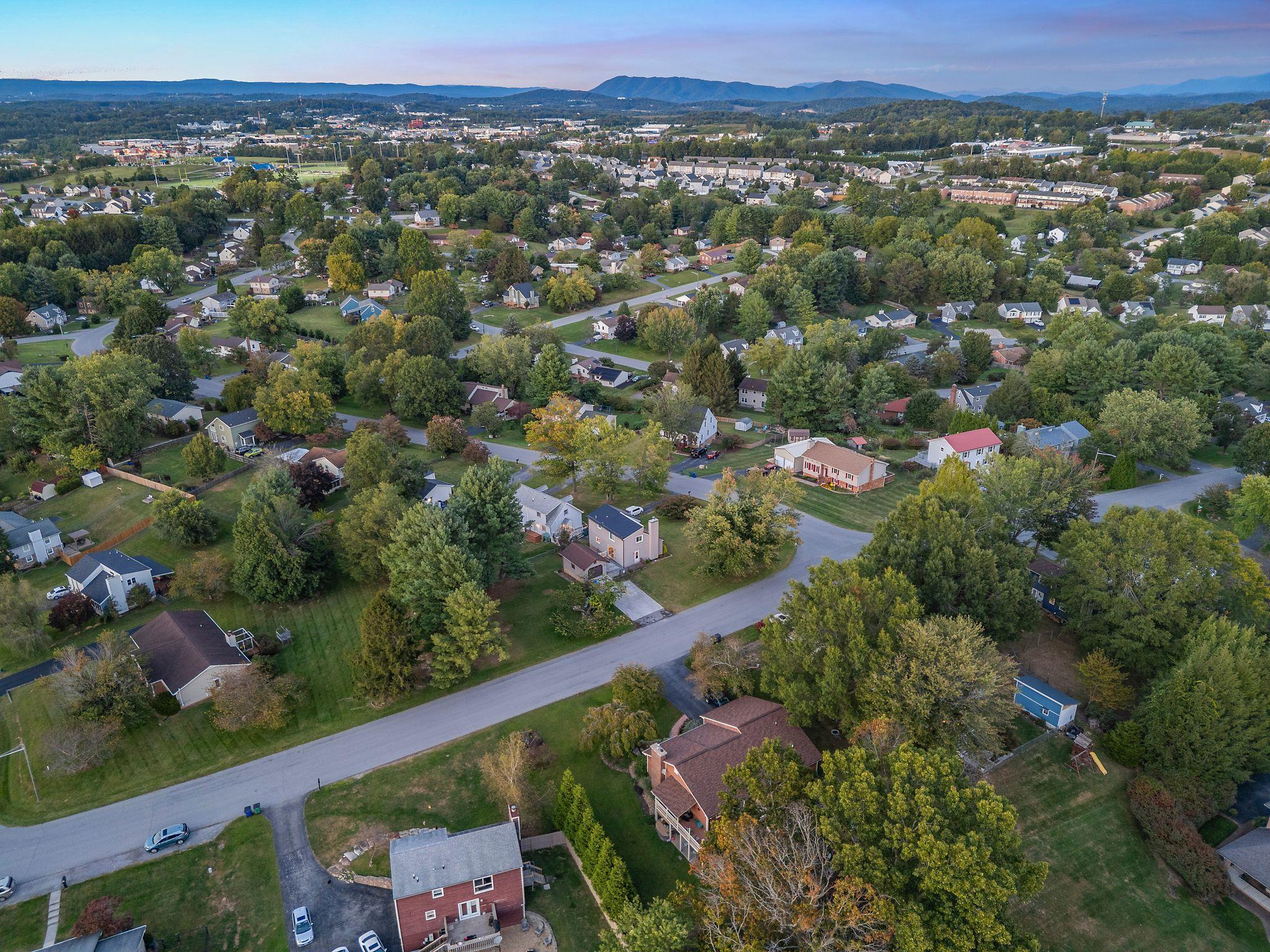 1275 CAMBRIA Street NW