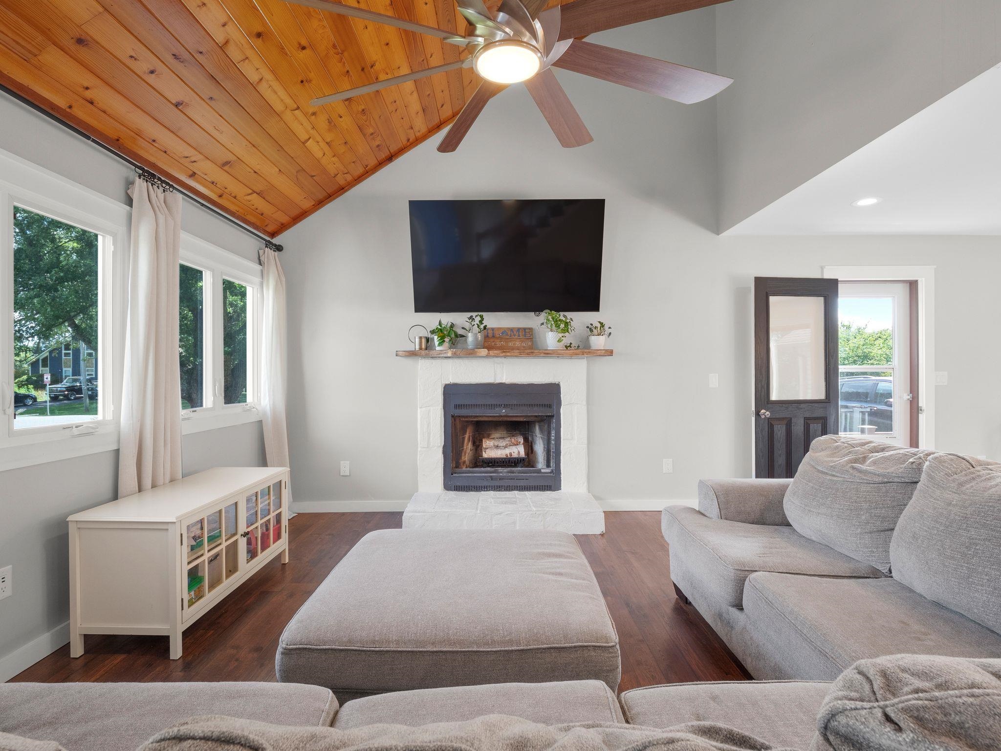 1275 CAMBRIA Street NW