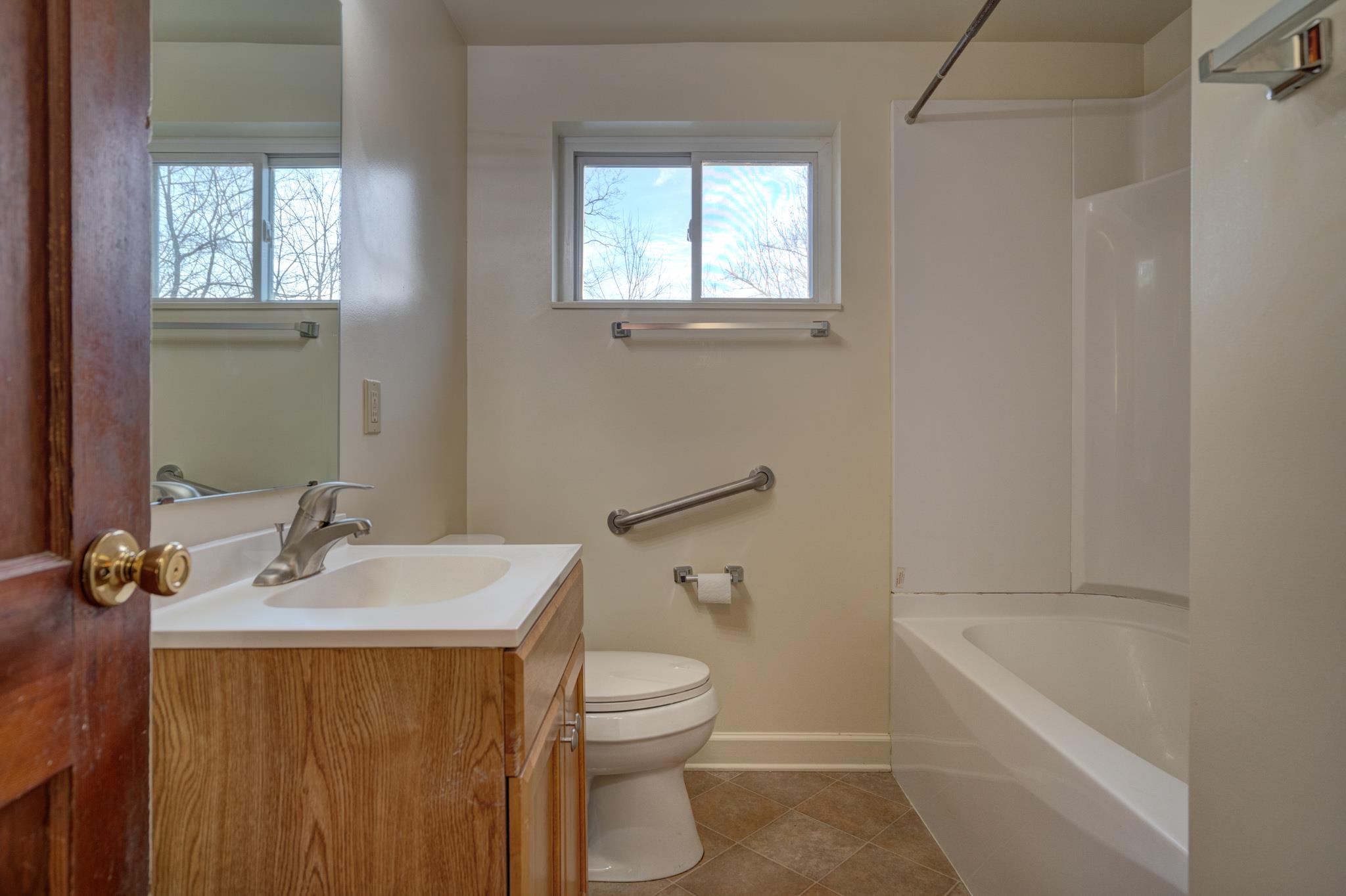 201 Orchard View Lane