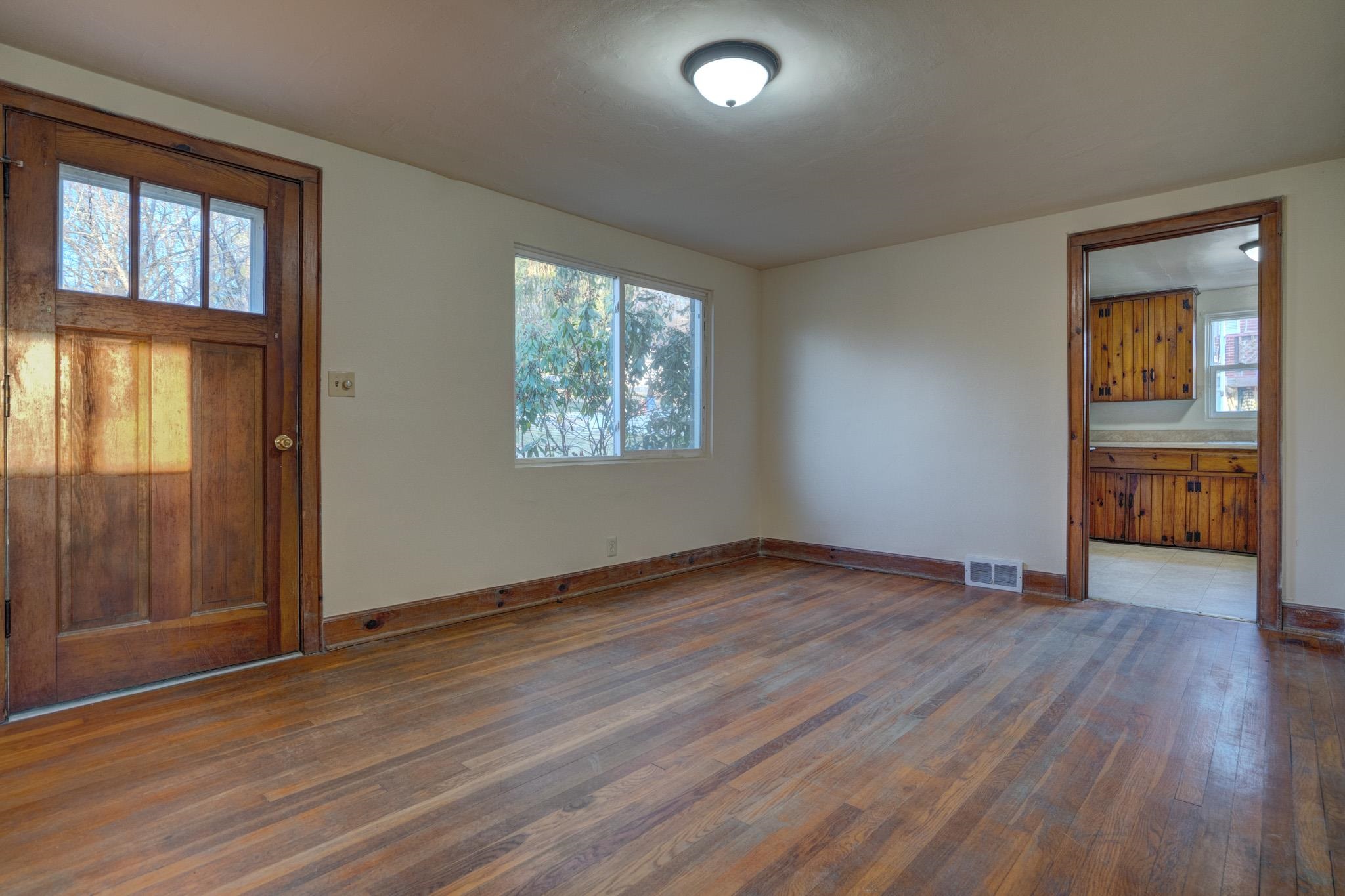 201 Orchard View Lane