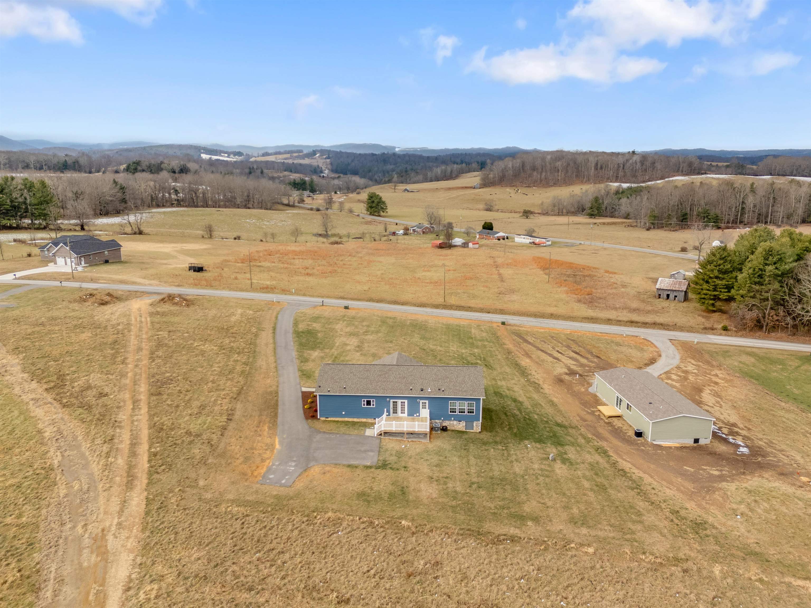 173 Long Level Road SW