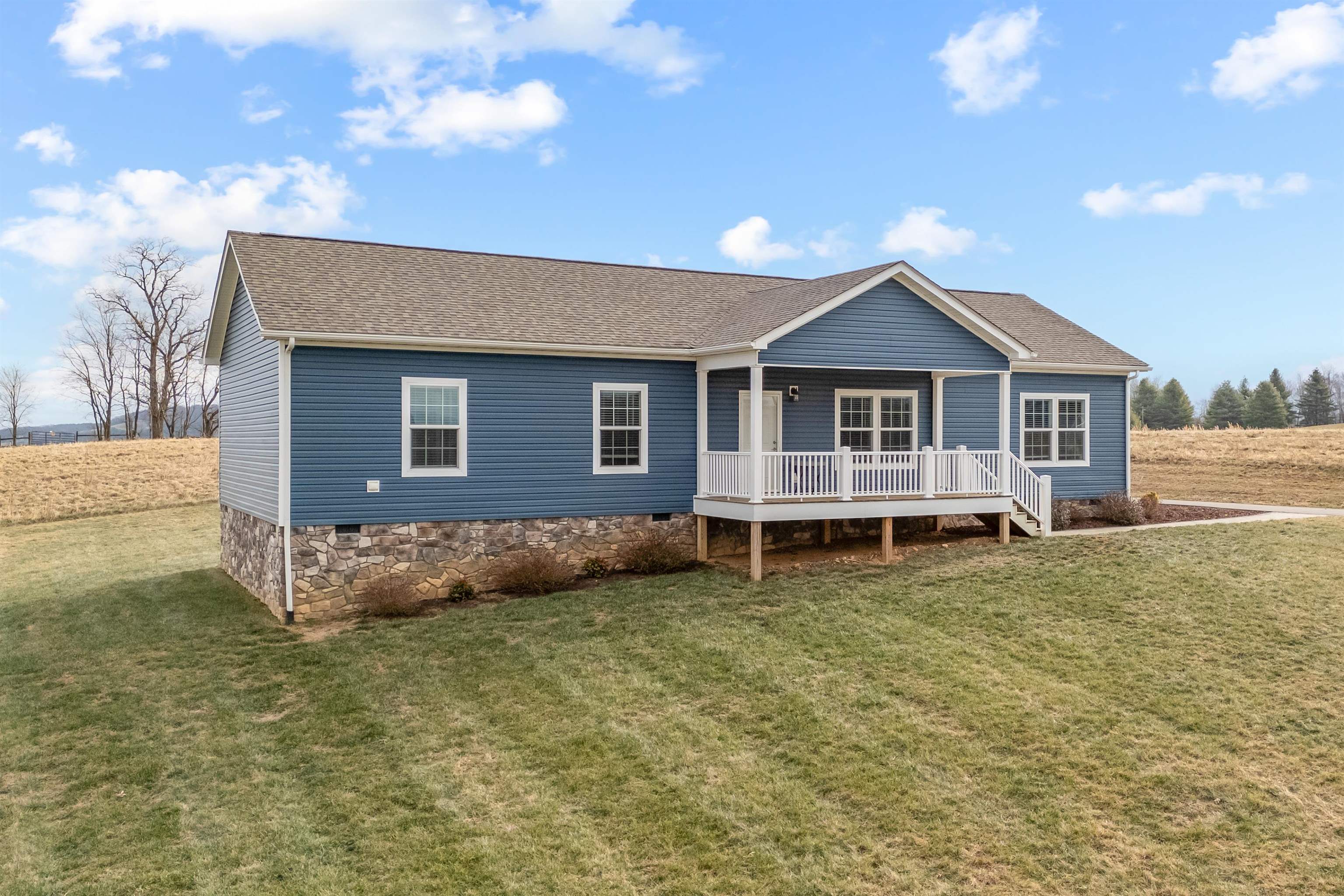 173 Long Level Road SW