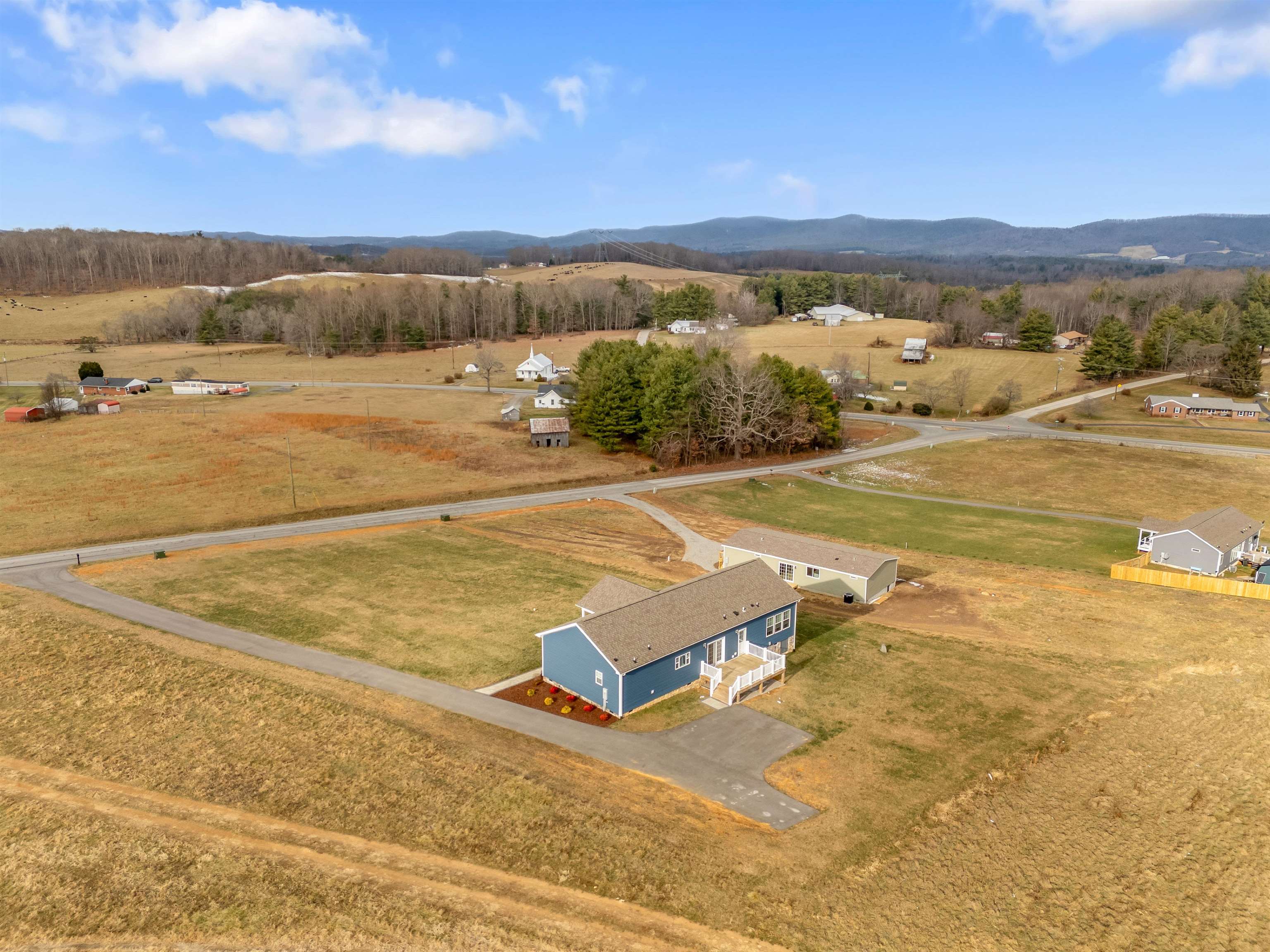 173 Long Level Road SW