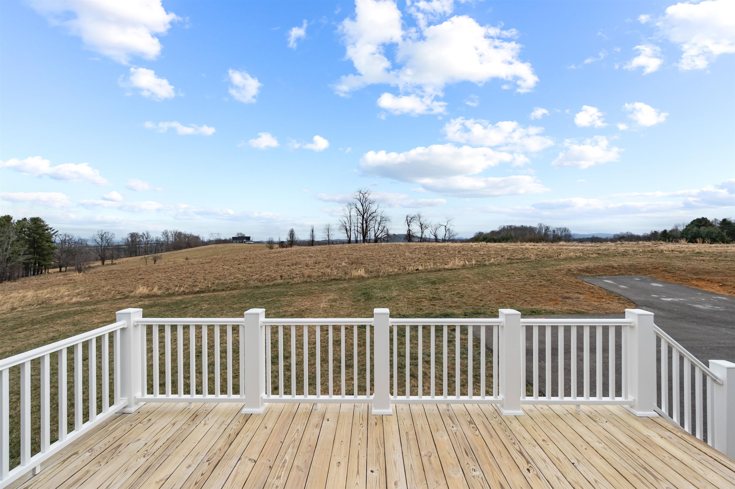 173 Long Level Road SW