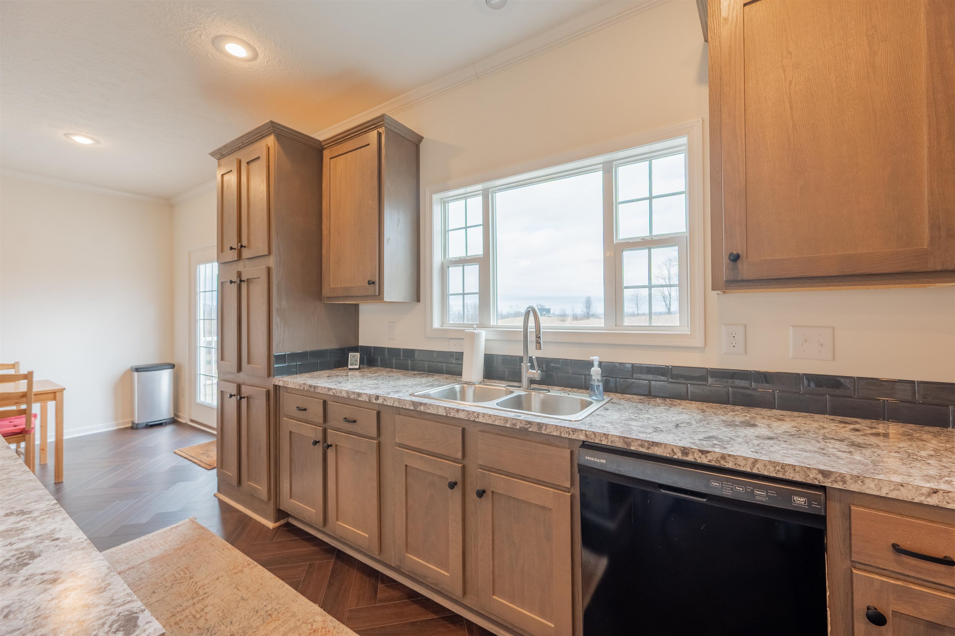 173 Long Level Road SW