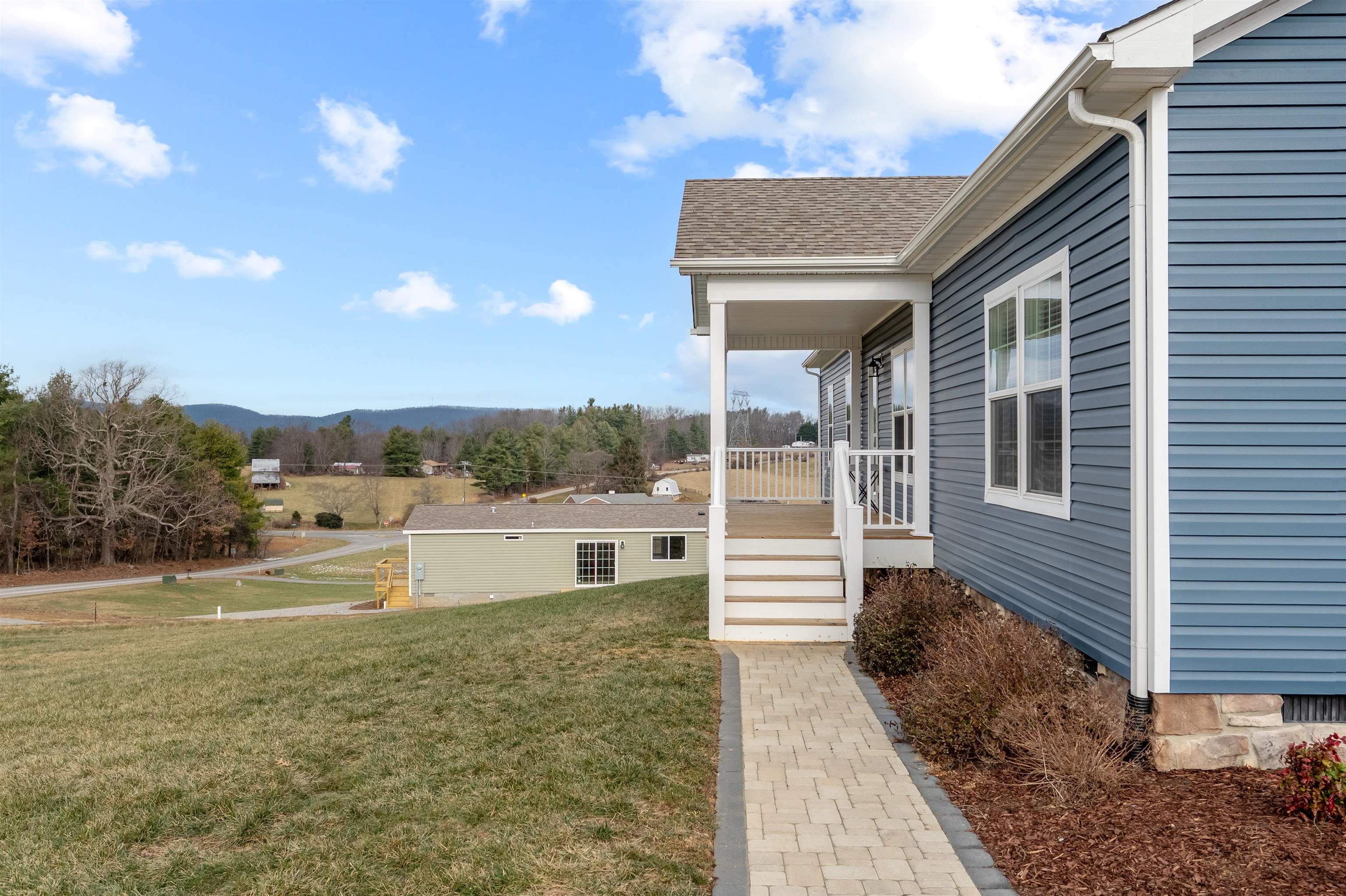 173 Long Level Road SW