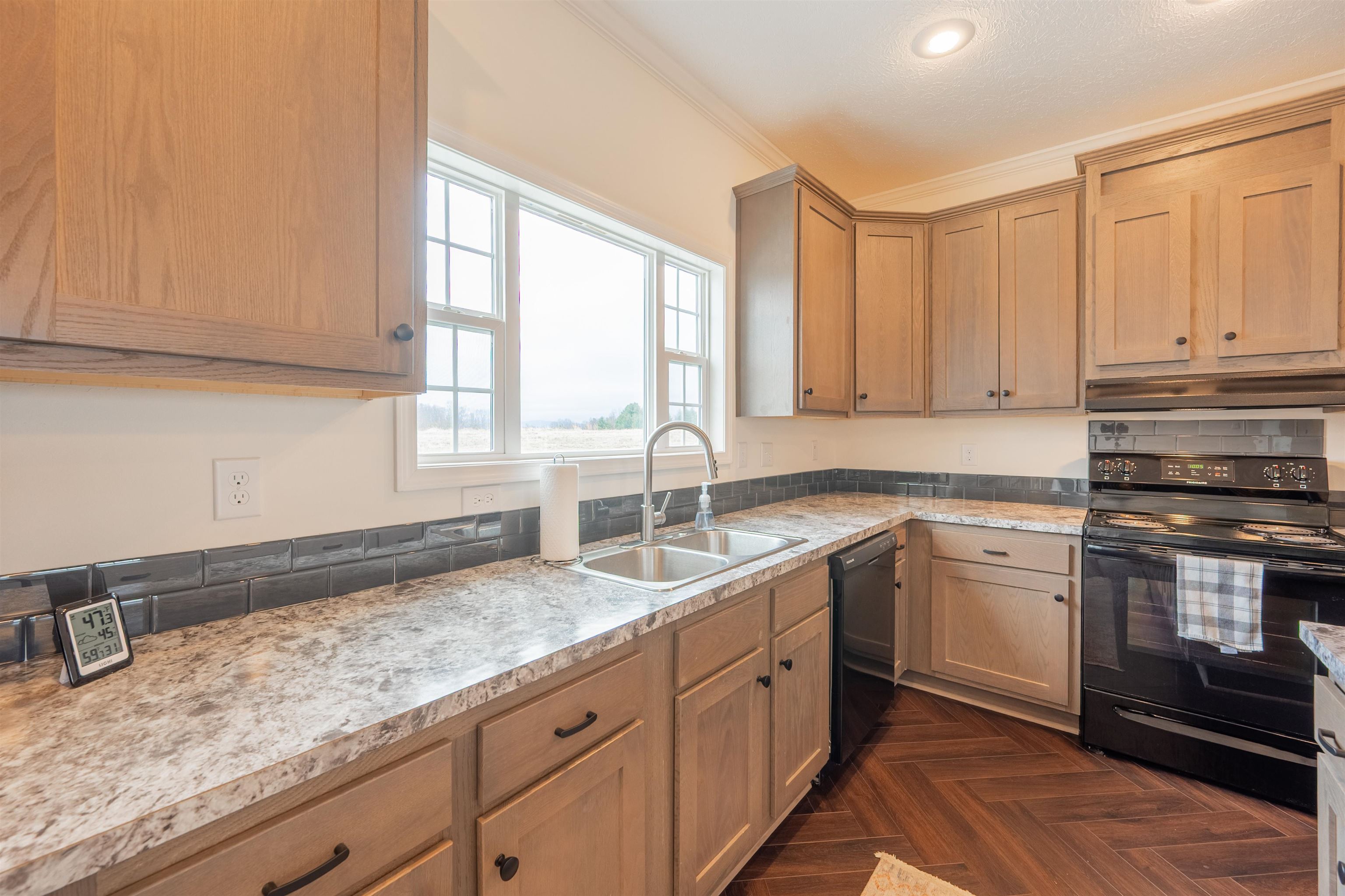 173 Long Level Road SW