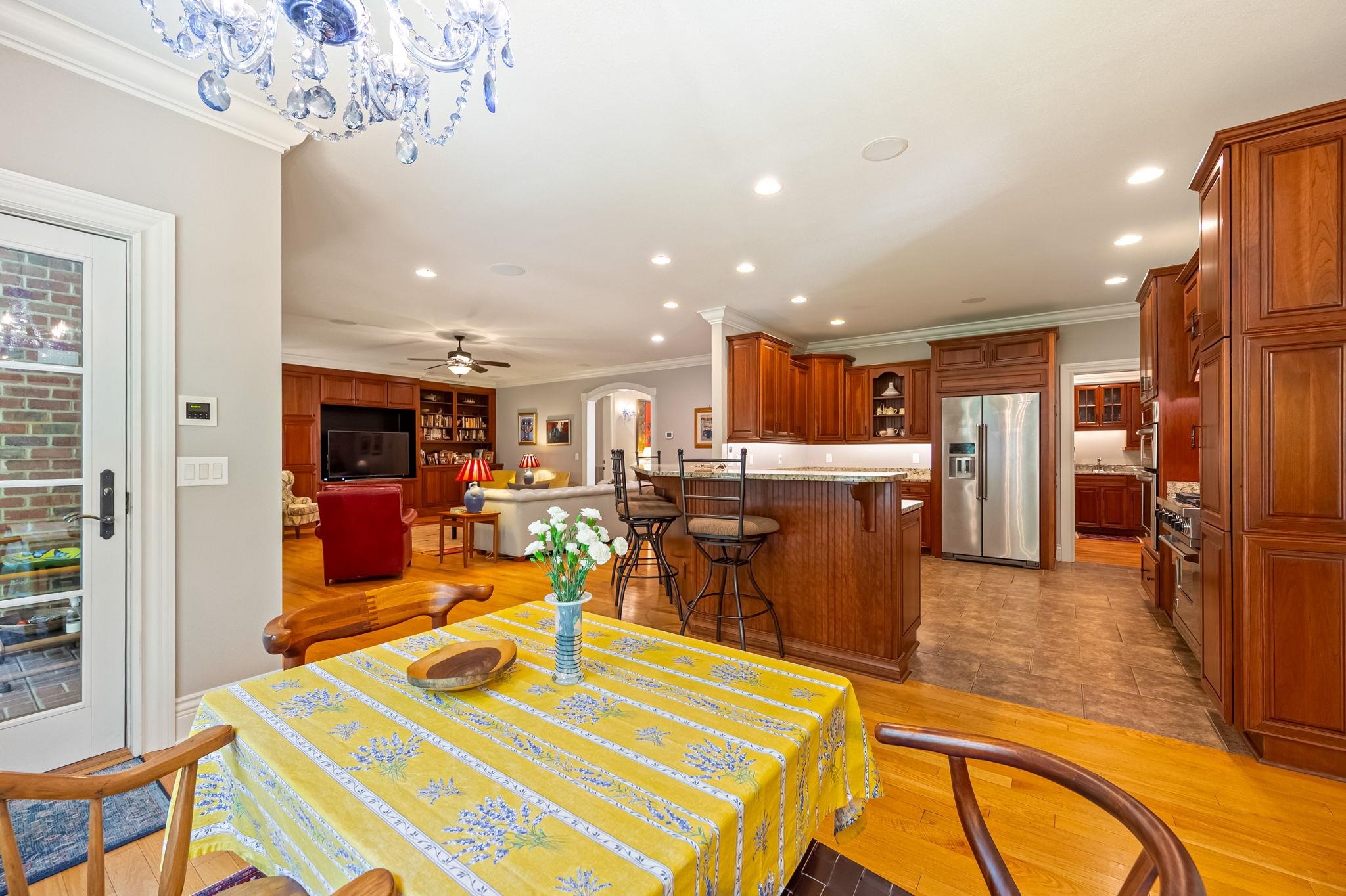 1250 Treetop Ridge Rd Road