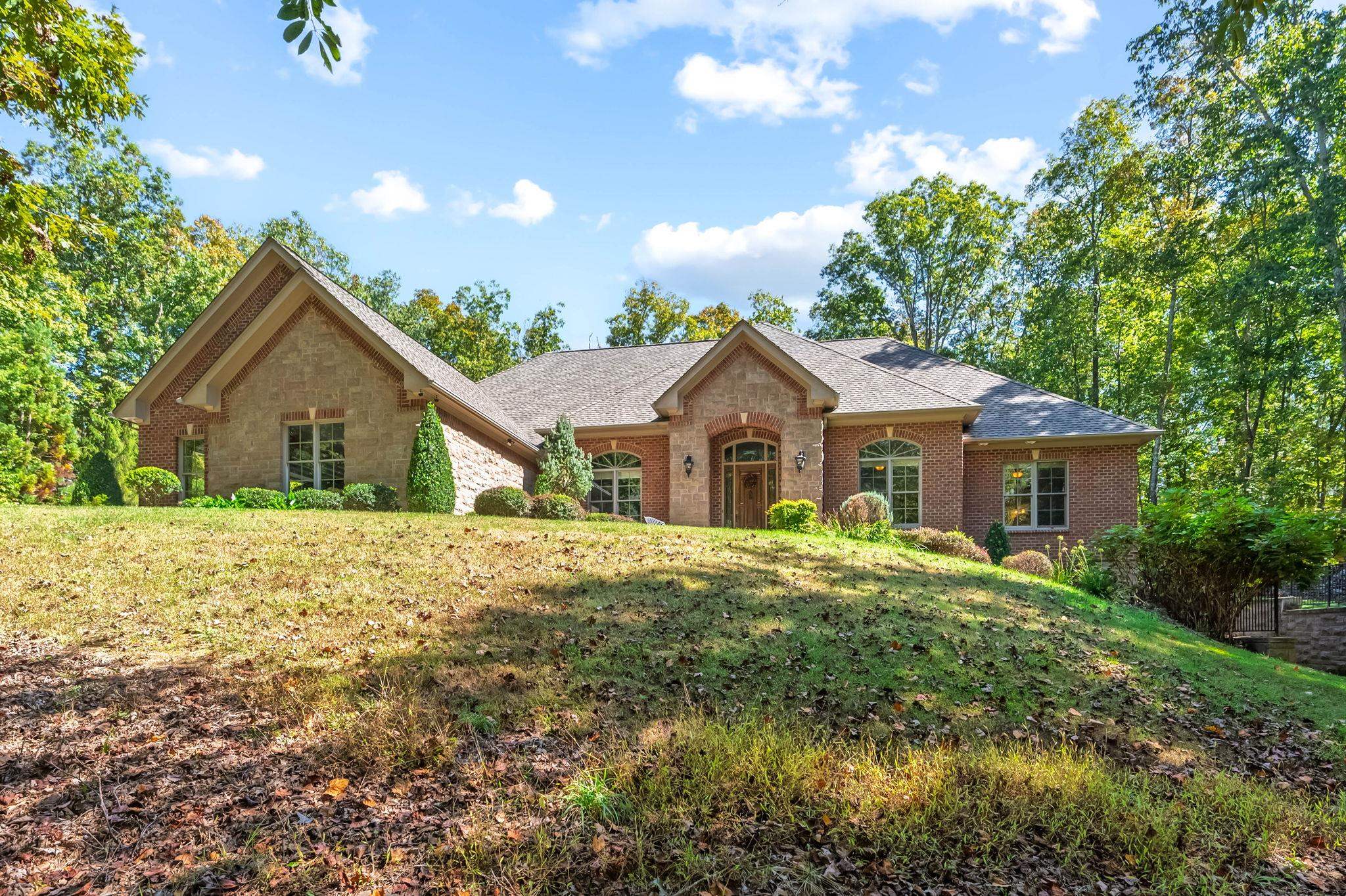 1250 Treetop Ridge Rd Road