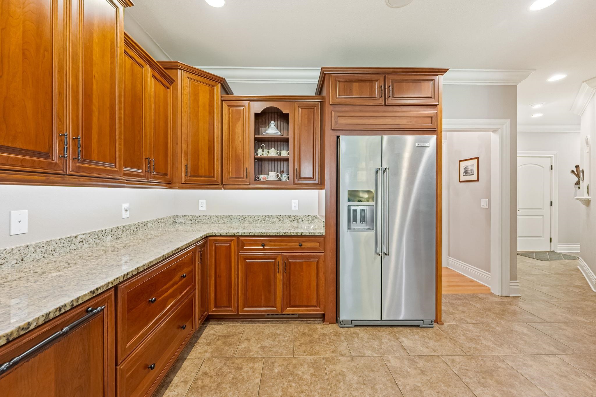 1250 Treetop Ridge Rd Road