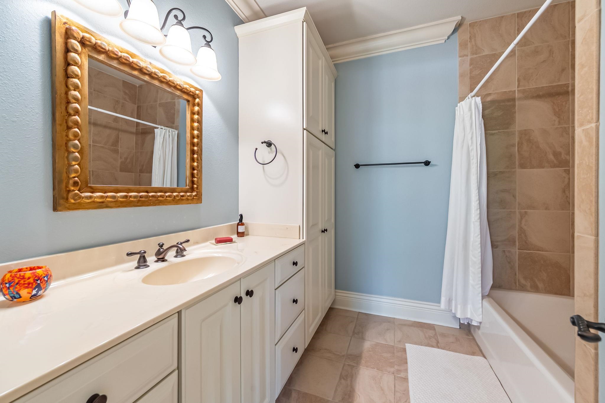 1250 Treetop Ridge Rd Road