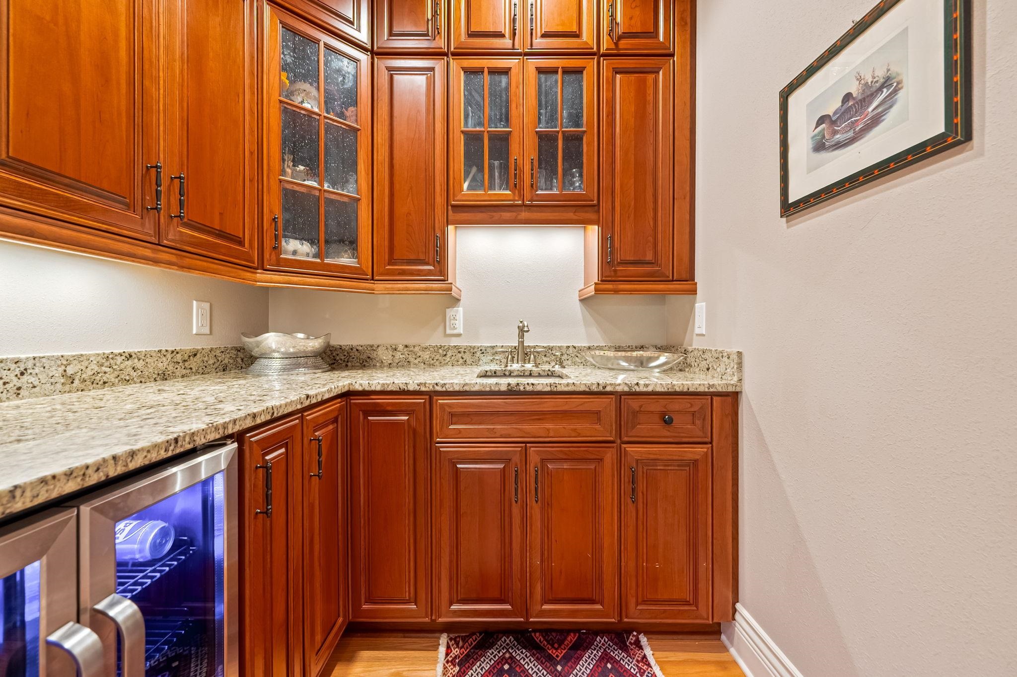 1250 Treetop Ridge Rd Road