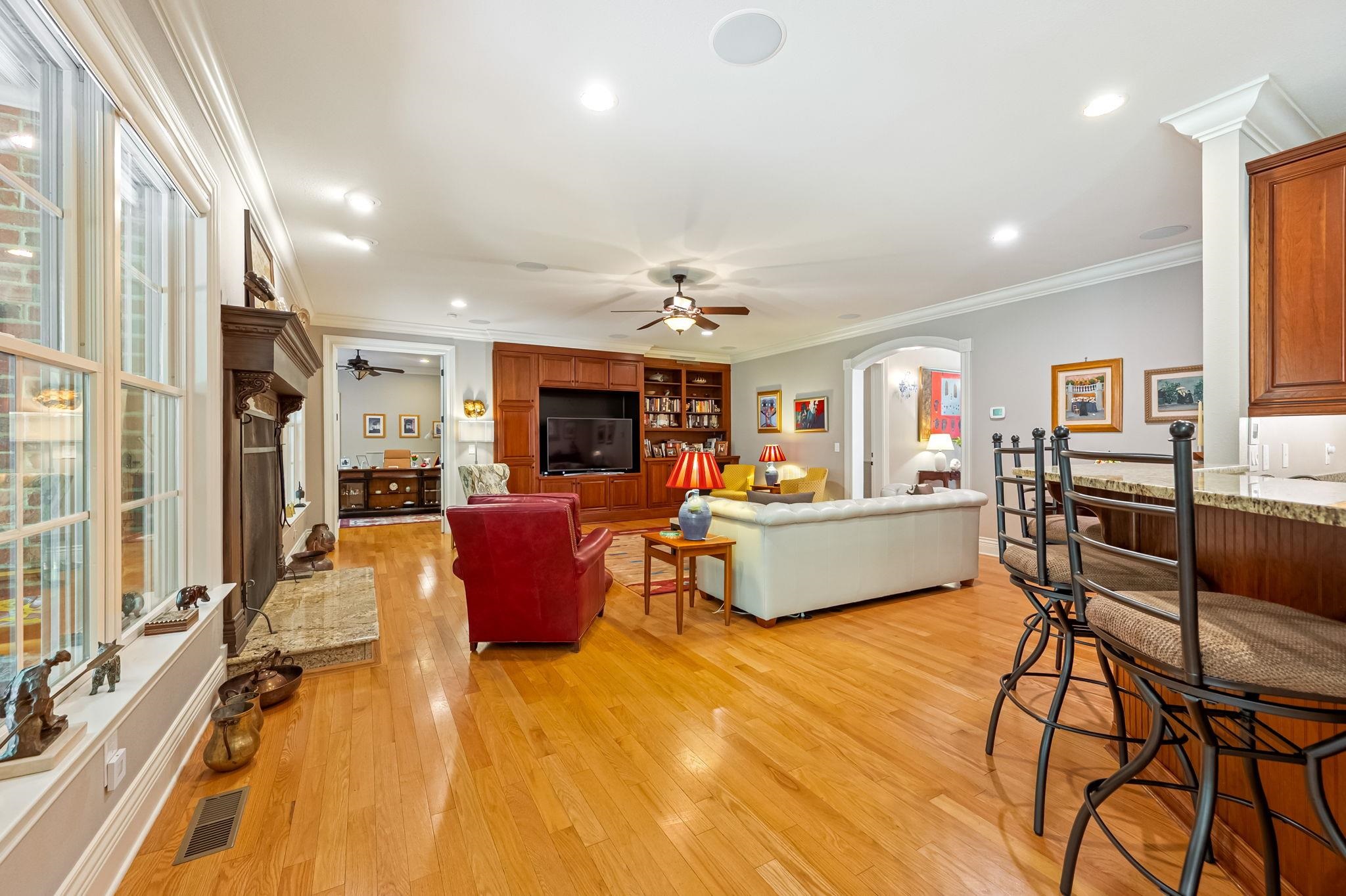 1250 Treetop Ridge Rd Road