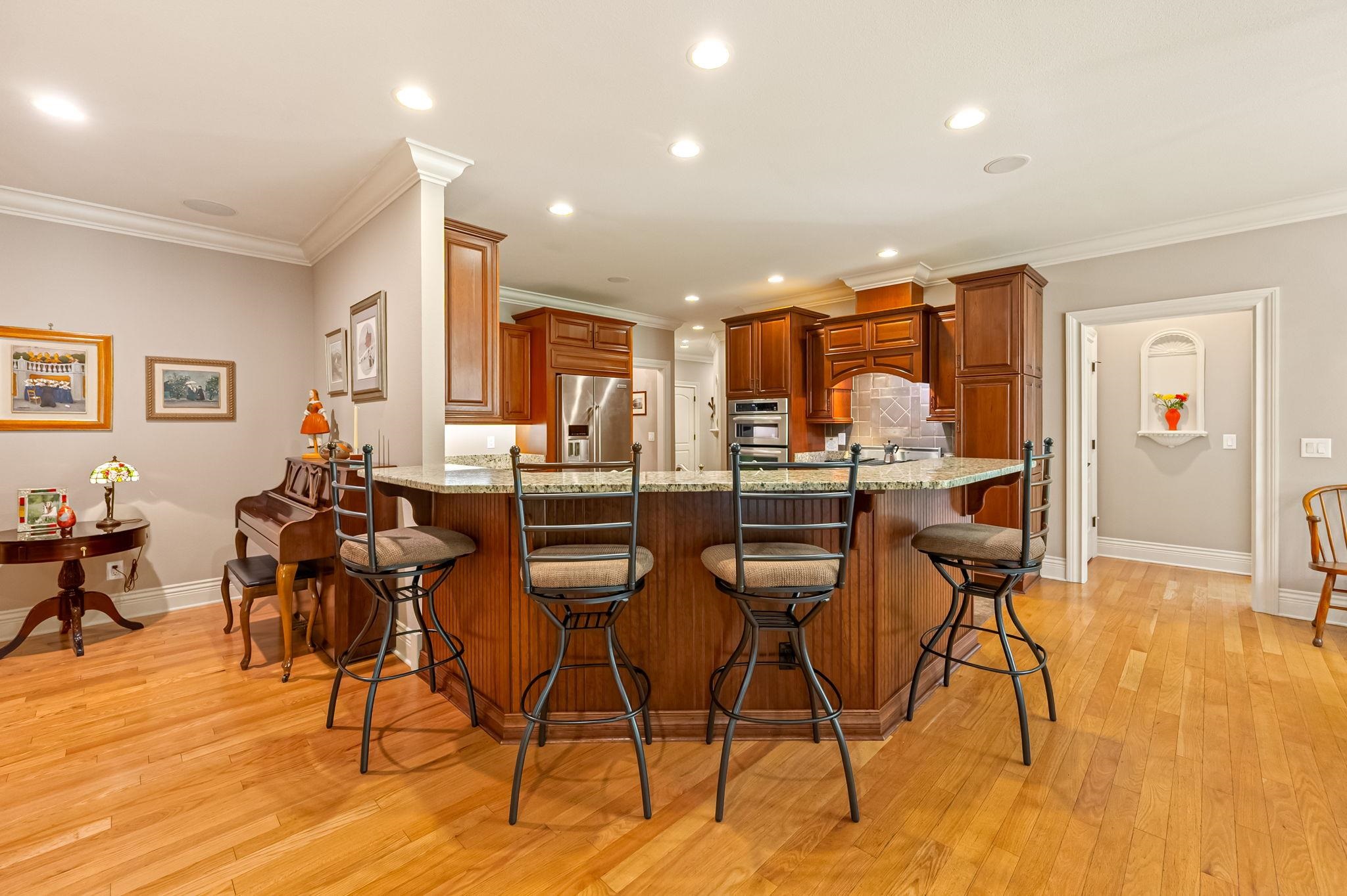 1250 Treetop Ridge Rd Road