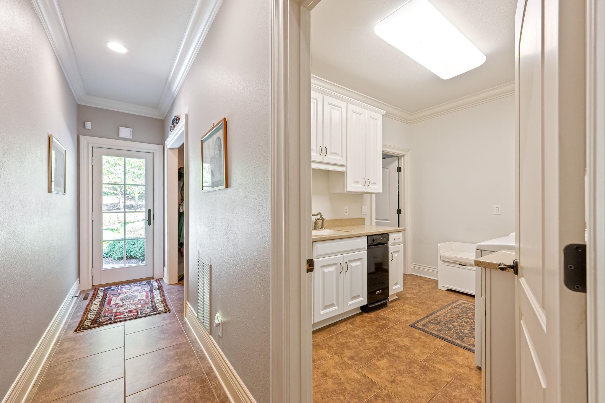 1250 Treetop Ridge Rd Road