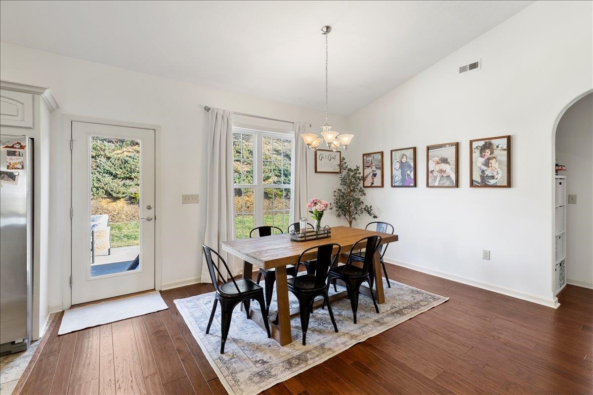 325 Colin Reid Pass Pass NW