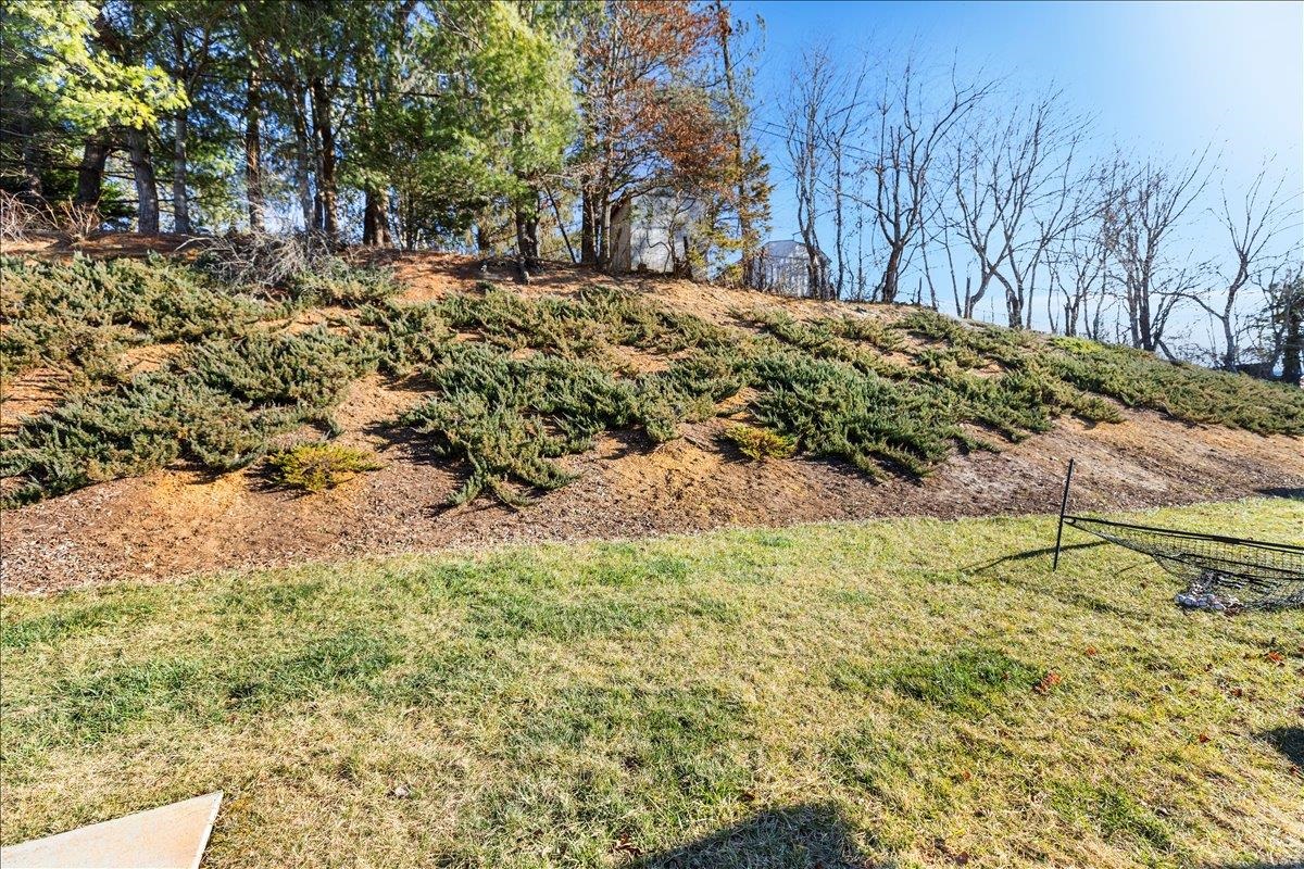 325 Colin Reid Pass Pass NW