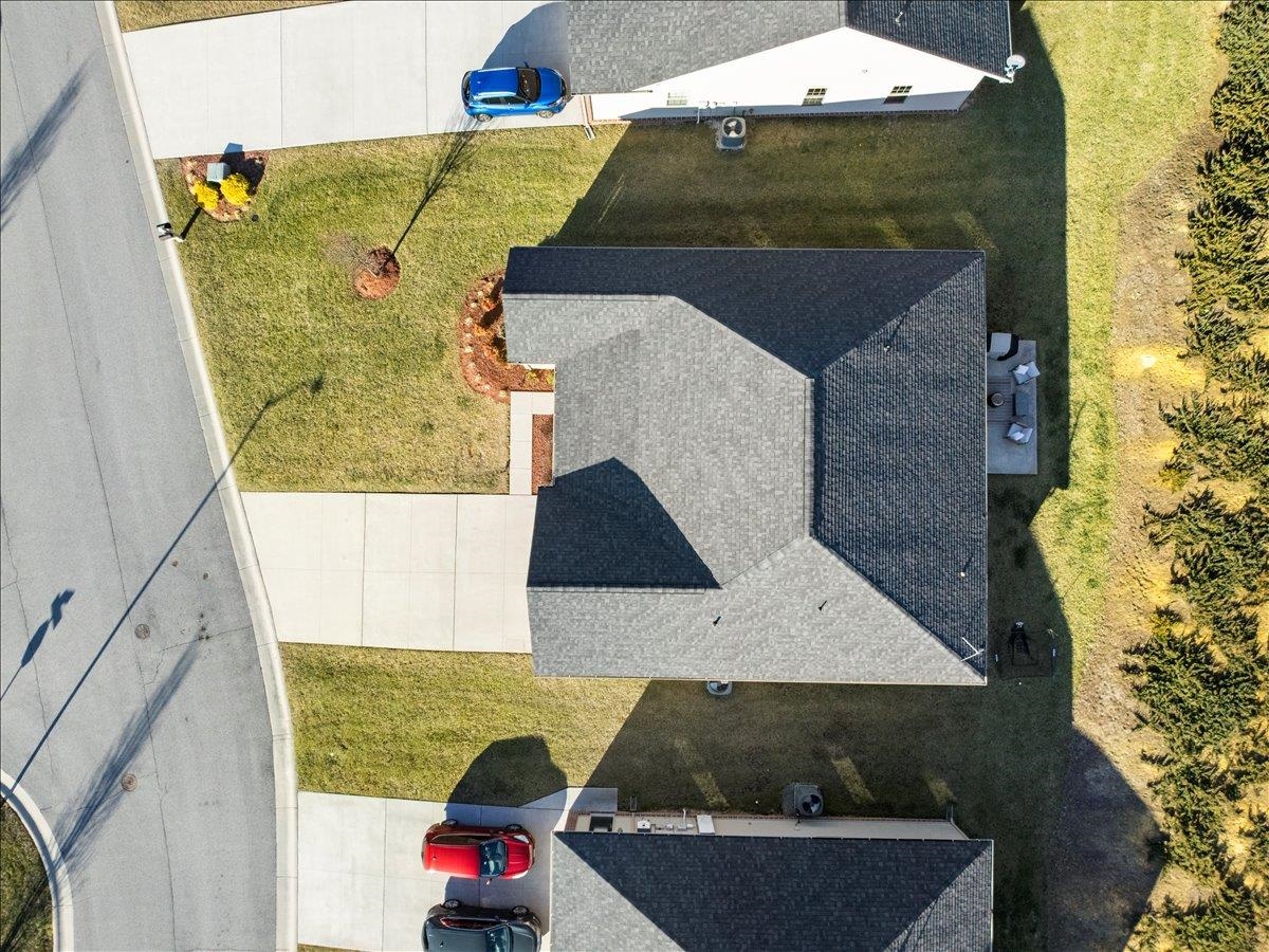 325 Colin Reid Pass Pass NW