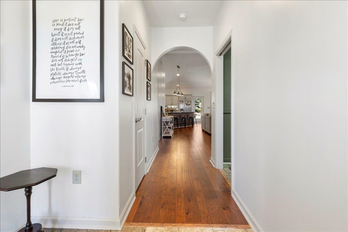 325 Colin Reid Pass Pass NW